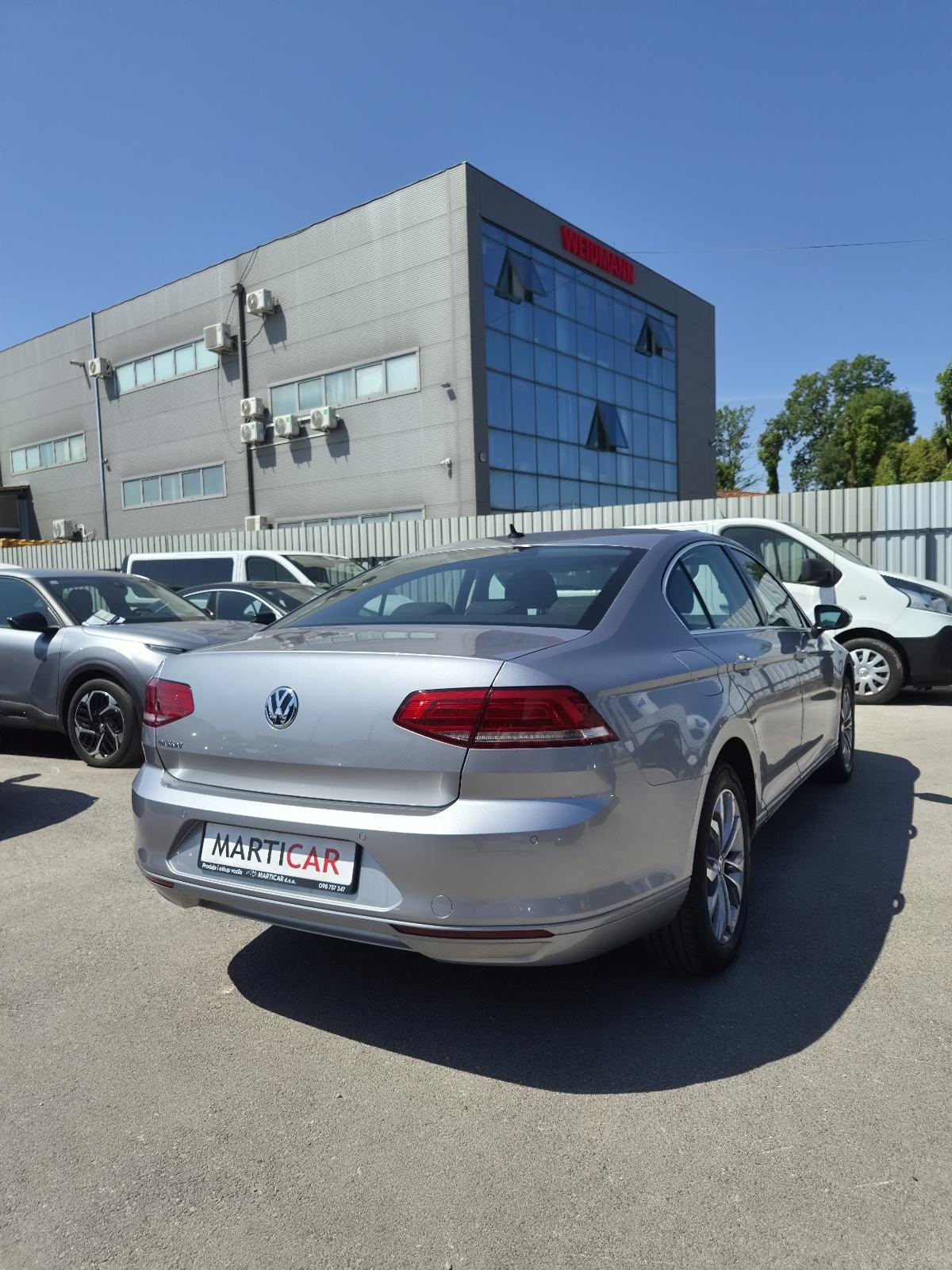 VW Passat 2,0 TDI DSG 2019 god.SAMO 90 TKM HR VOZILO SERVISNA U PDV-u, fotografija 11