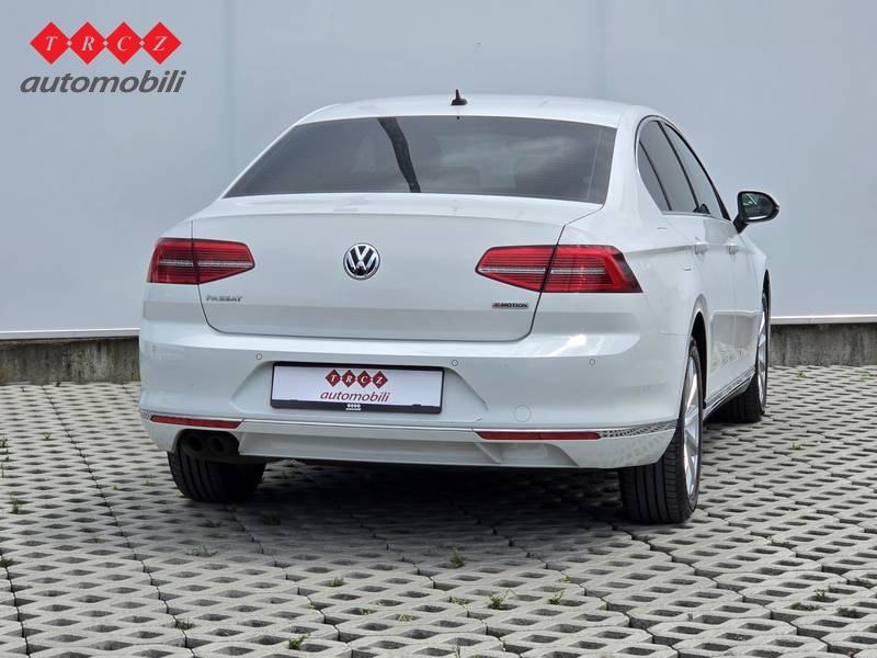 VW PASSAT 2.0 TDI DSG 4M HIGHLINE, fotografija 3