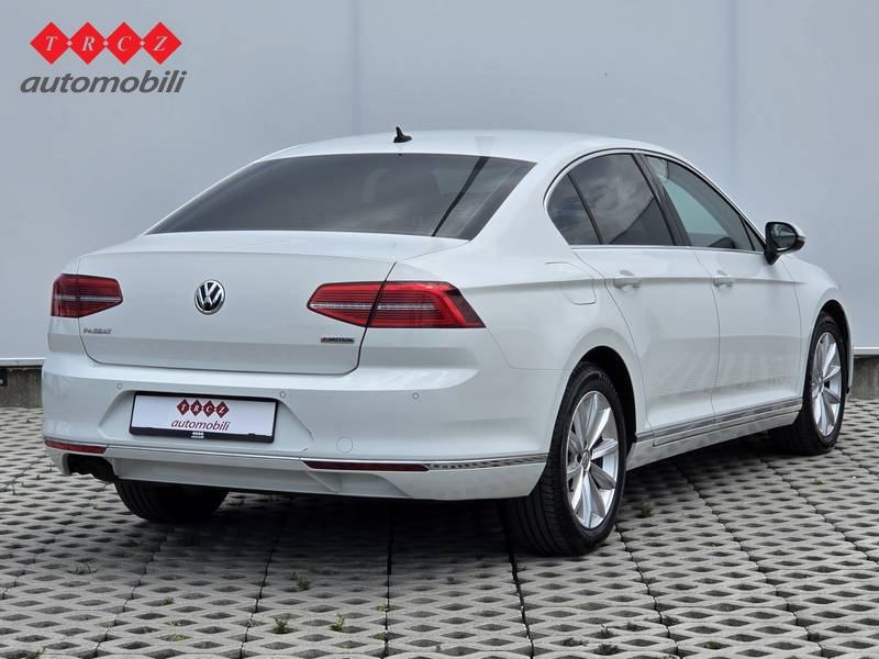 VW PASSAT 2.0 TDI DSG 4M HIGHLINE, fotografija 4