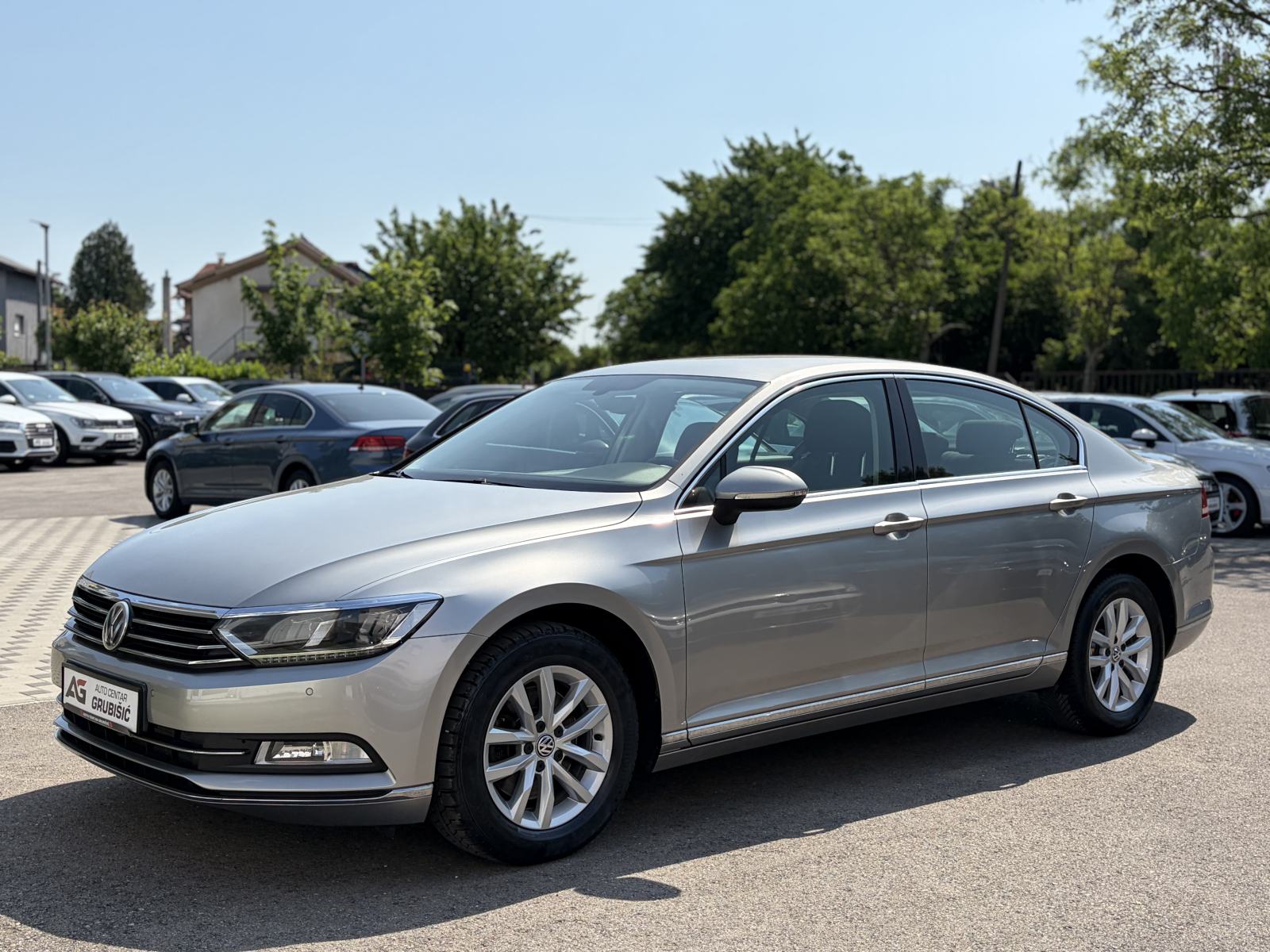 VW Passat 2,0 TDI DSG *Automatik* *1.vlasnik* *Nove gume* *Jamstvo*, fotografija 5