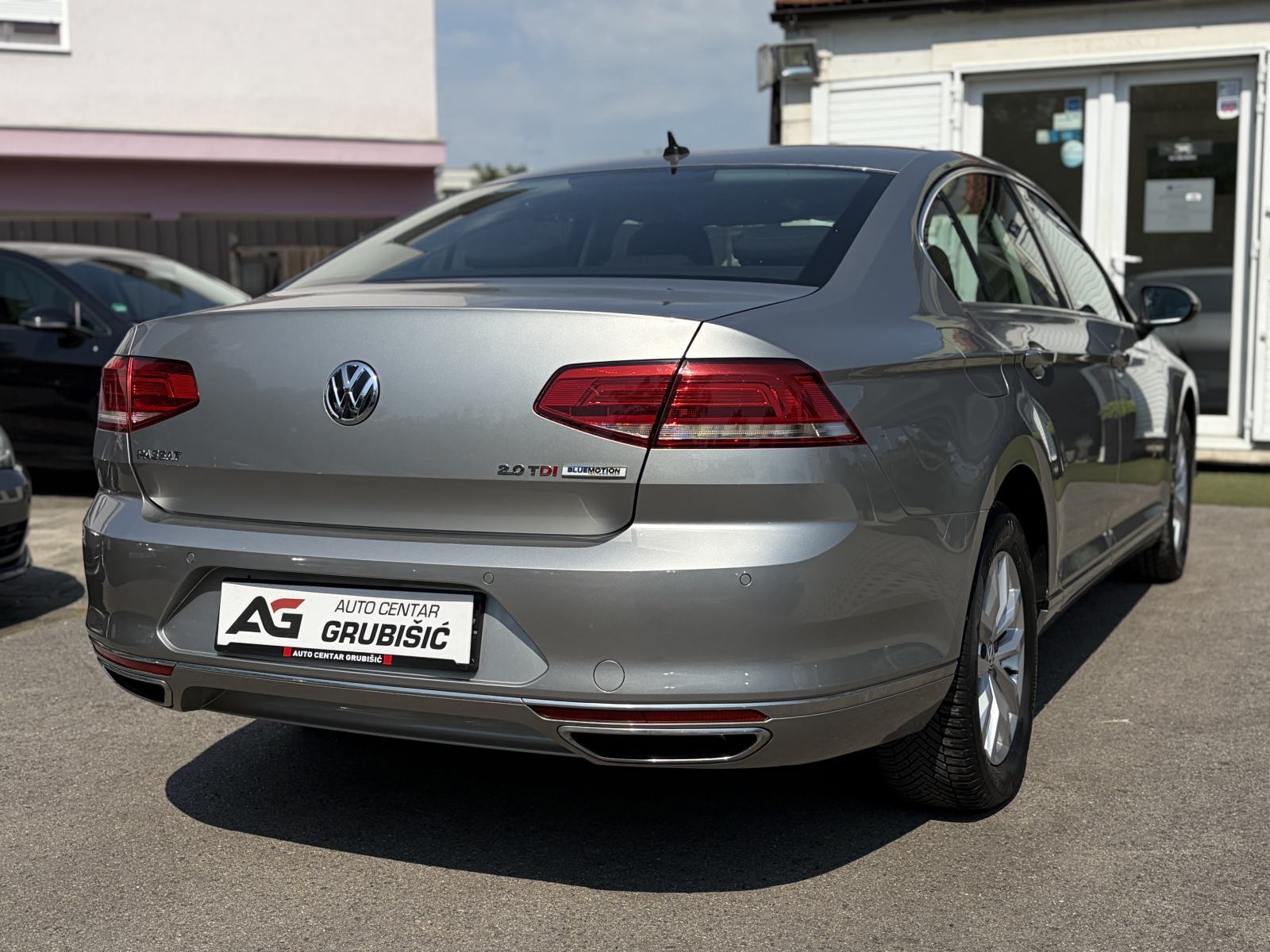 VW Passat 2,0 TDI DSG *Automatik* *1.vlasnik* *Nove gume* *Jamstvo*, fotografija 14