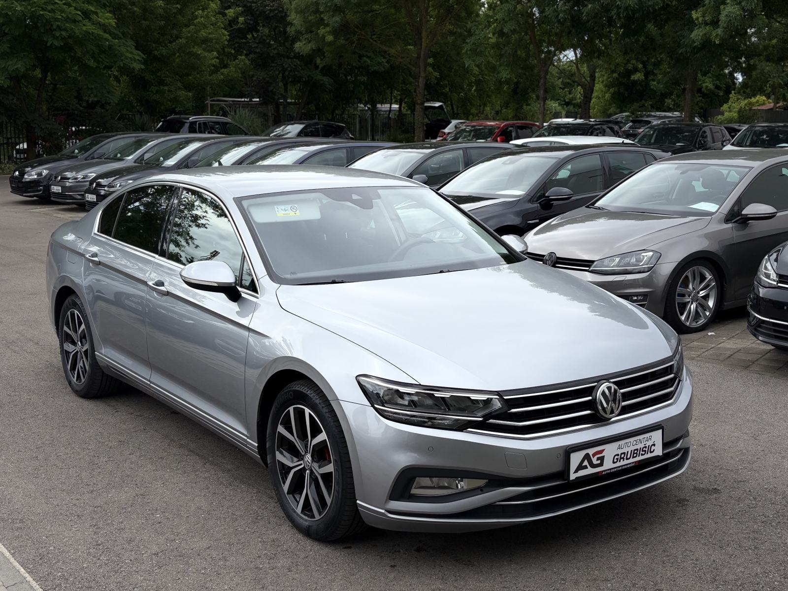 VW Passat 2,0 TDI DSG *Automatik* *Top stanje!* *Nove gume* *Jamstvo*, fotografija 4