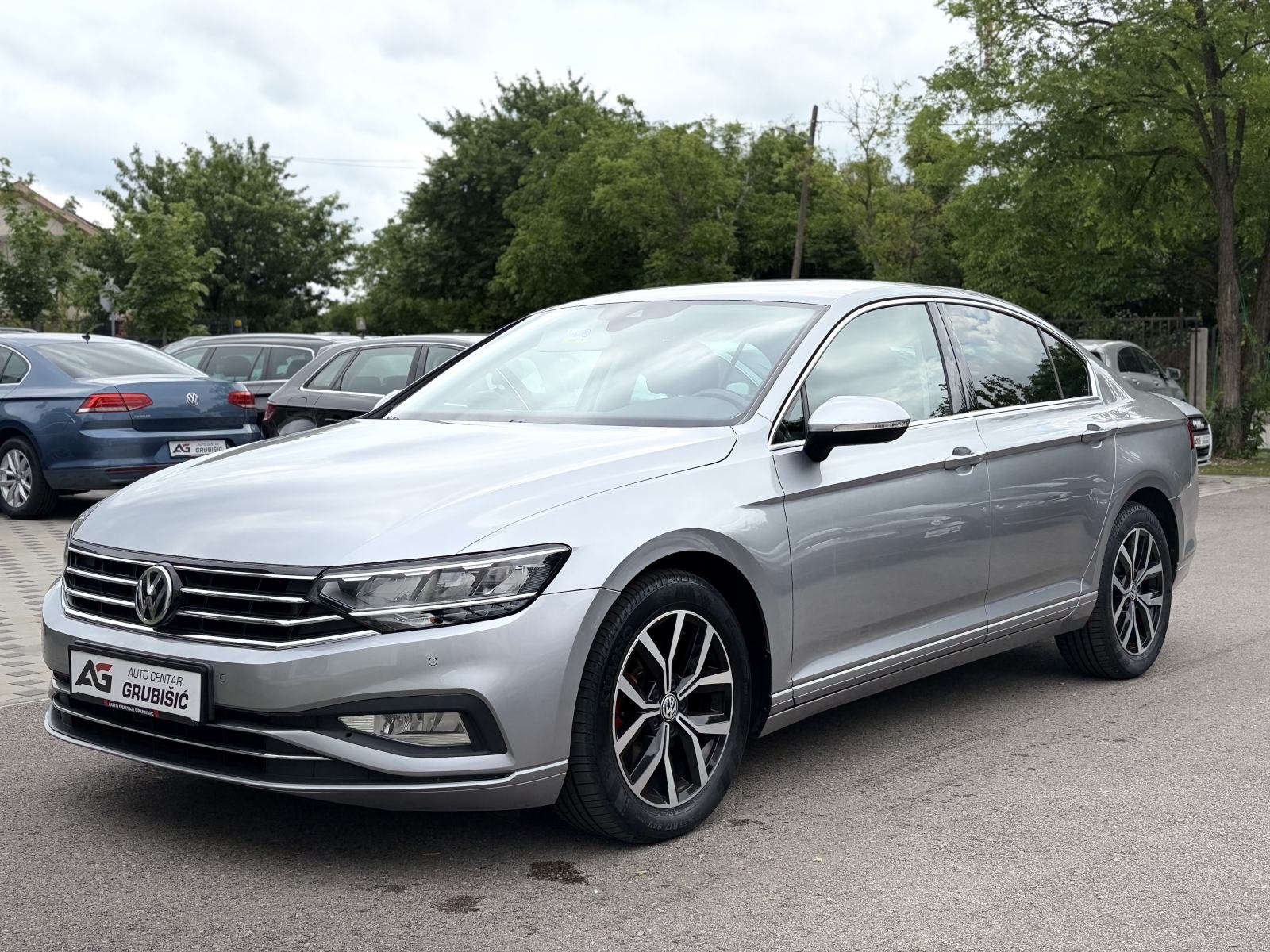 VW Passat 2,0 TDI DSG *Automatik* *Top stanje!* *Nove gume* *Jamstvo*, fotografija 5
