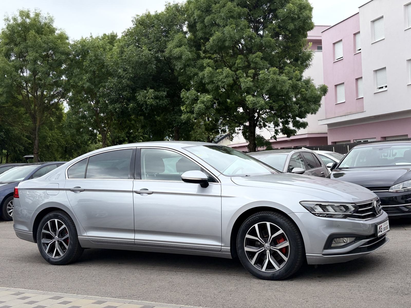 VW Passat 2,0 TDI DSG *Automatik* *Top stanje!* *Nove gume* *Jamstvo*, fotografija 10