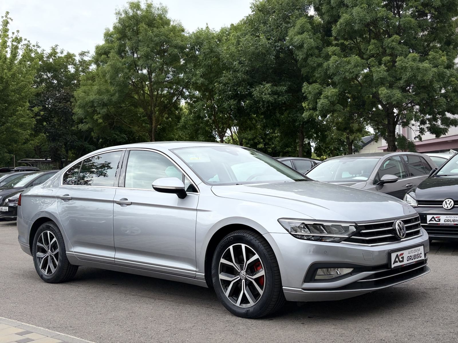 VW Passat 2,0 TDI DSG *Automatik* *Top stanje!* *Nove gume* *Jamstvo*, fotografija 12