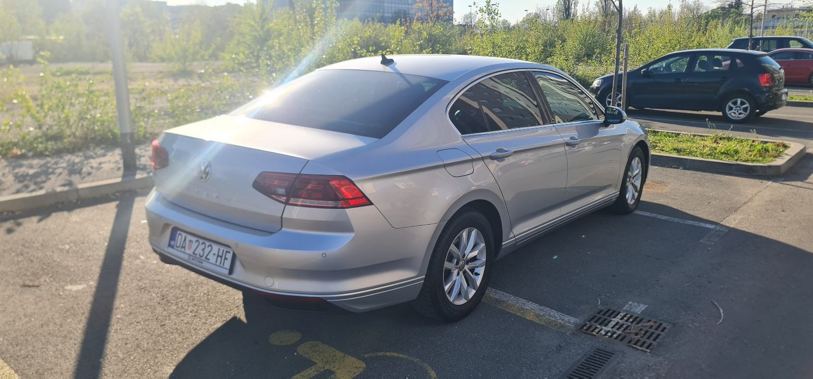 VW Passat 2,0 TDI DSG Business, 2020., 197.500 km, fotografija 5