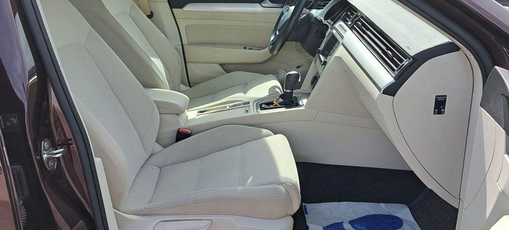 VW Passat 2,0 TDI DSG Comfortline, fotografija 18