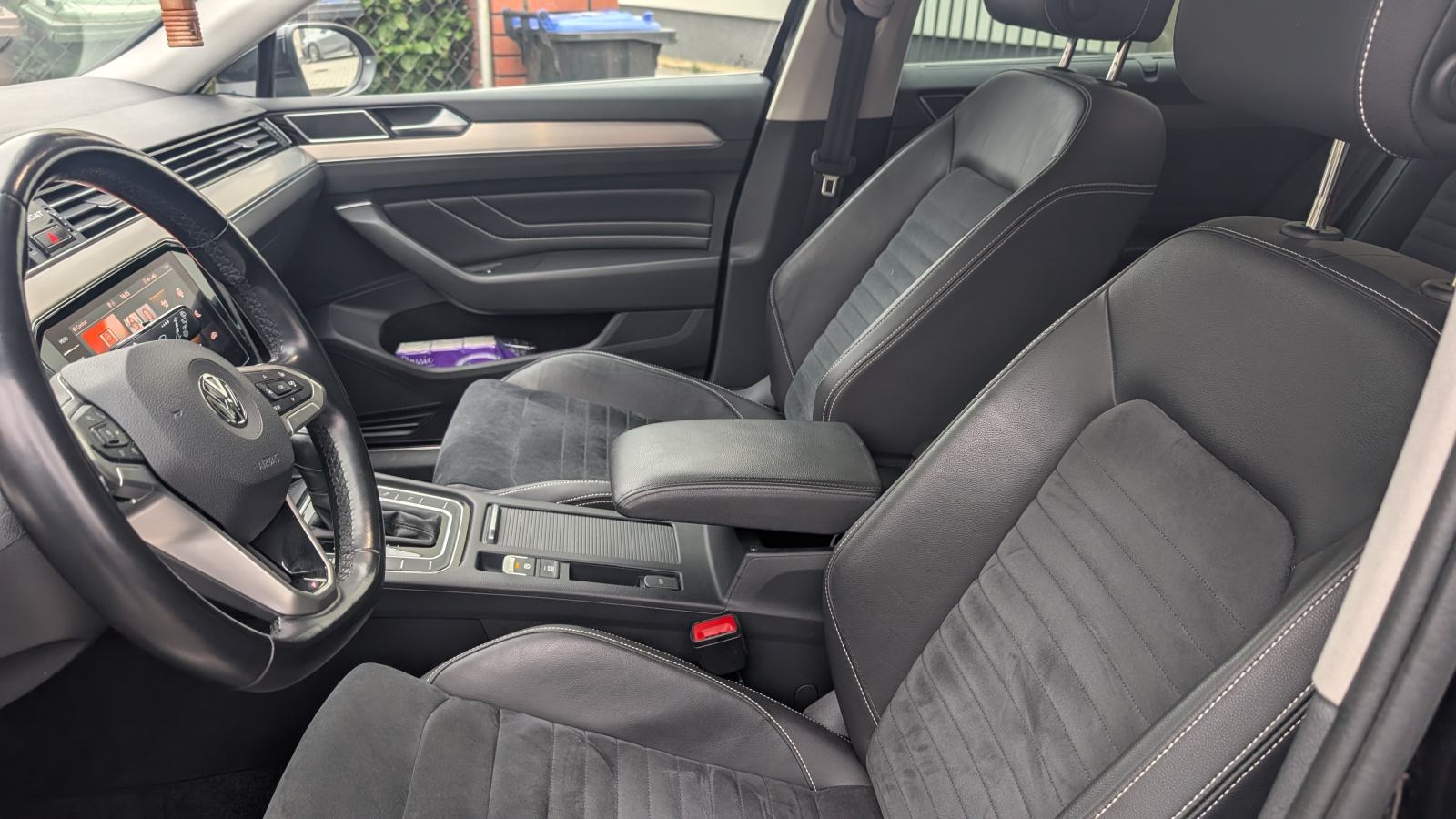 VW Passat 2,0 TDI DSG - Servisiran i registriran, fotografija 11