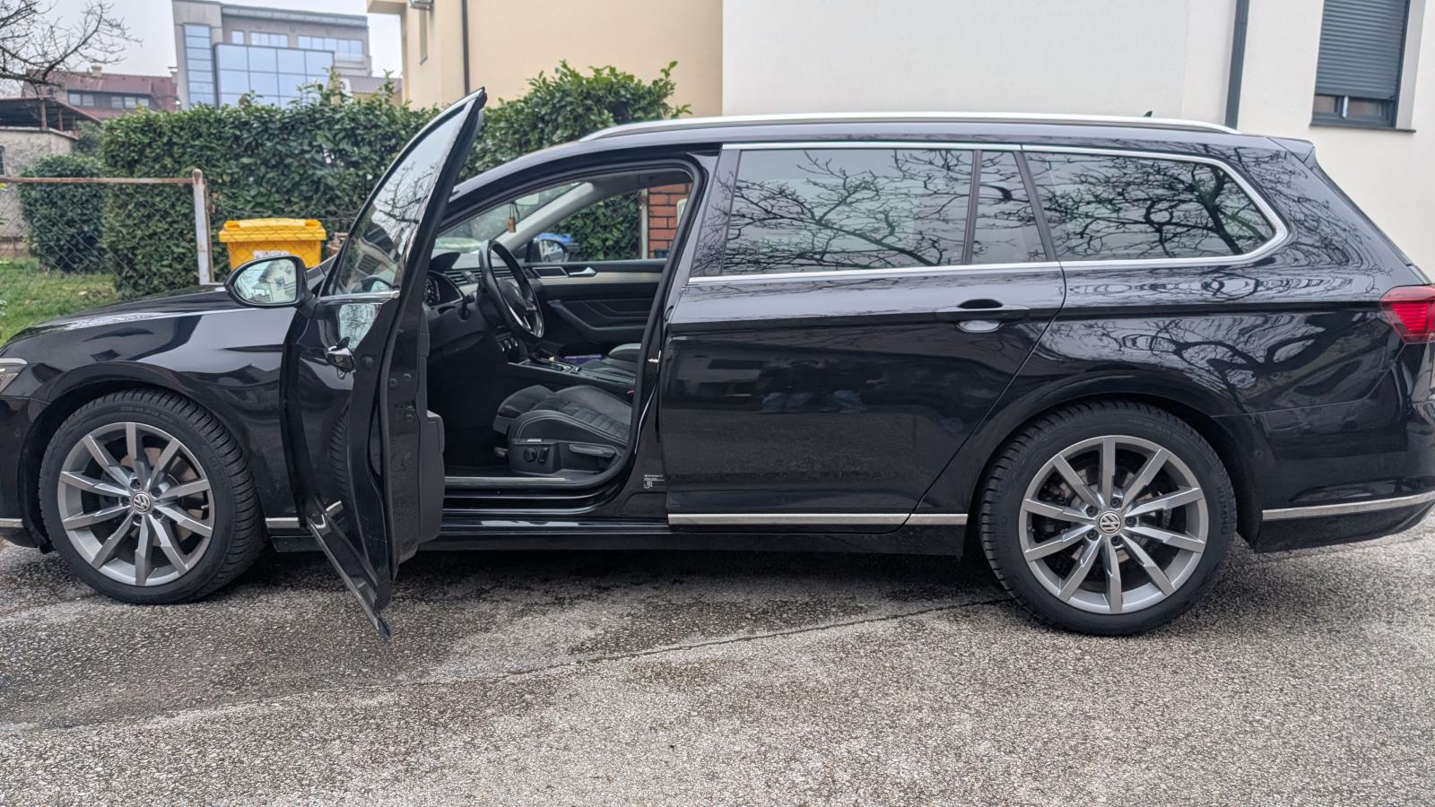 VW Passat 2,0 TDI DSG - Servisiran i registriran, fotografija 3