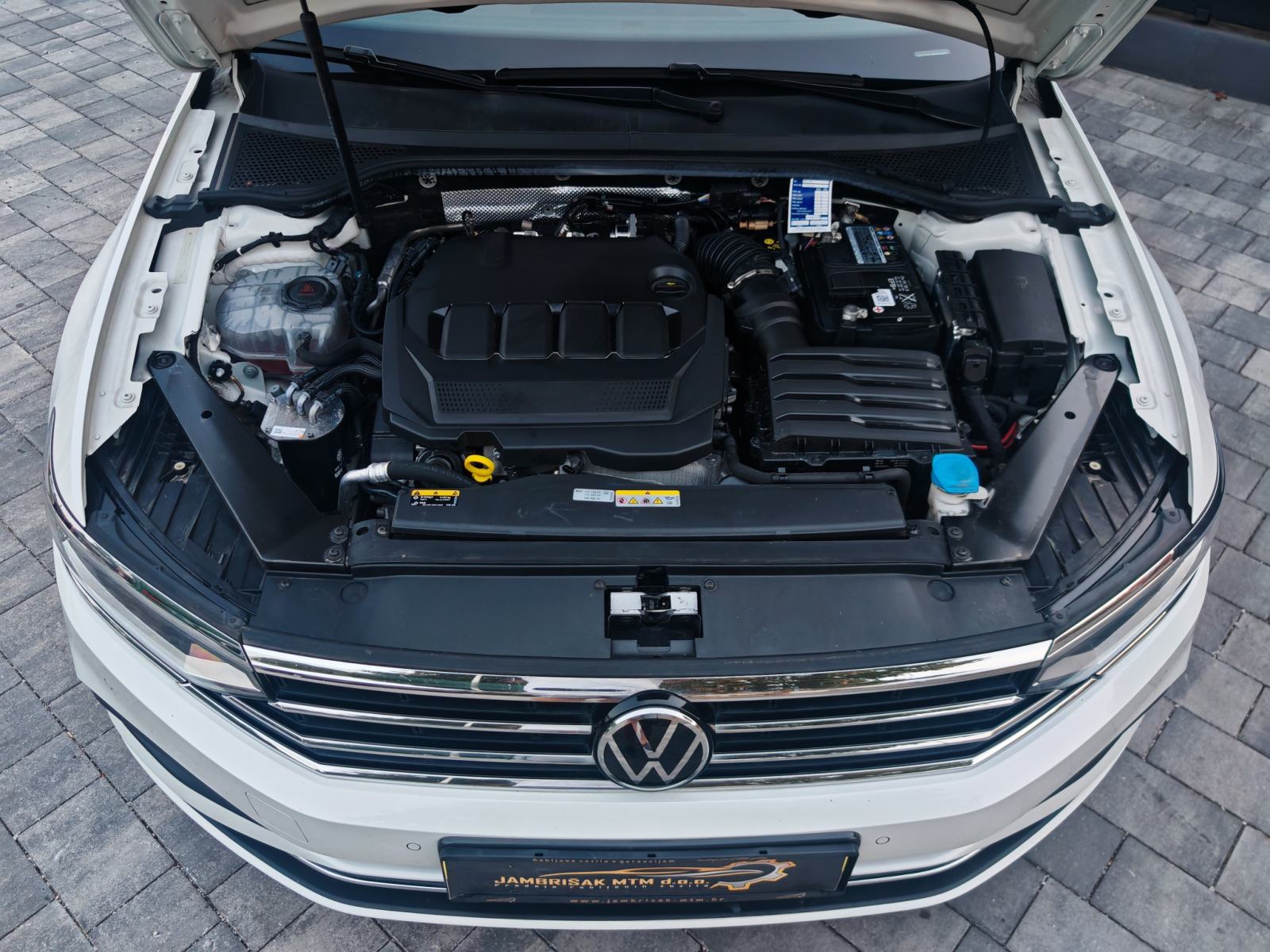 ⭐VW Passat 2,0 TDI DSG◽IQ-LED MATRIX◽KAMERA◽NAVI◽JAMSTVO 12mj✔️⭐, fotografija 15