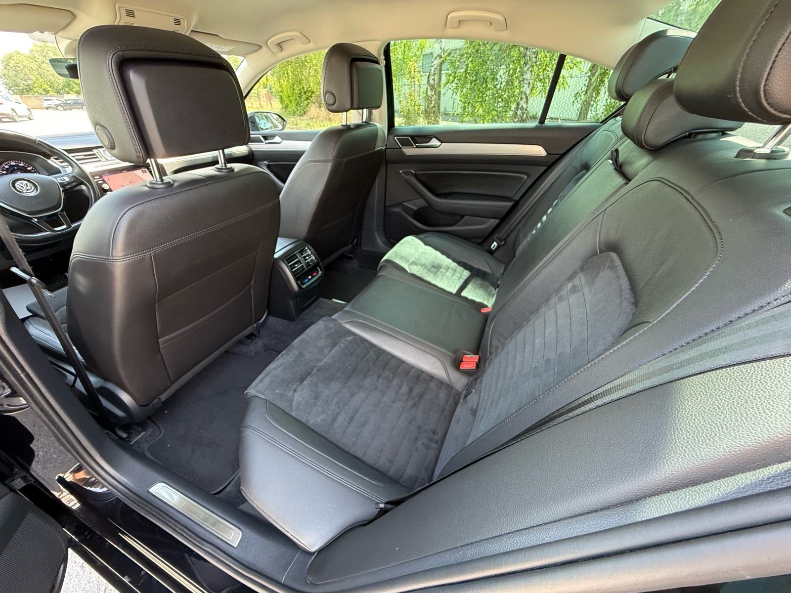 VW Passat 2,0 TDI DSG LEASING BEZ UČEŠĆA, VIRTUAL, NAVI, KLIMA 3 ZONE, fotografija 19