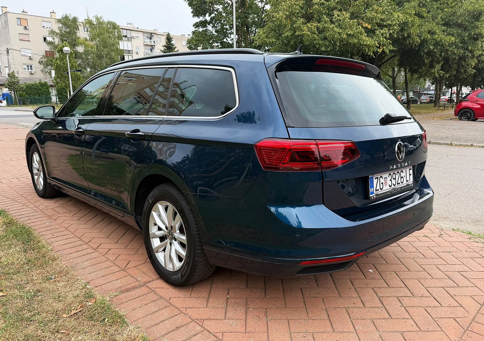 VW PASSAT 2.0 TDI DSG, MATRIX, LED, NAVI, TOP STANJE!! PUNO OPREME!!, fotografija 7