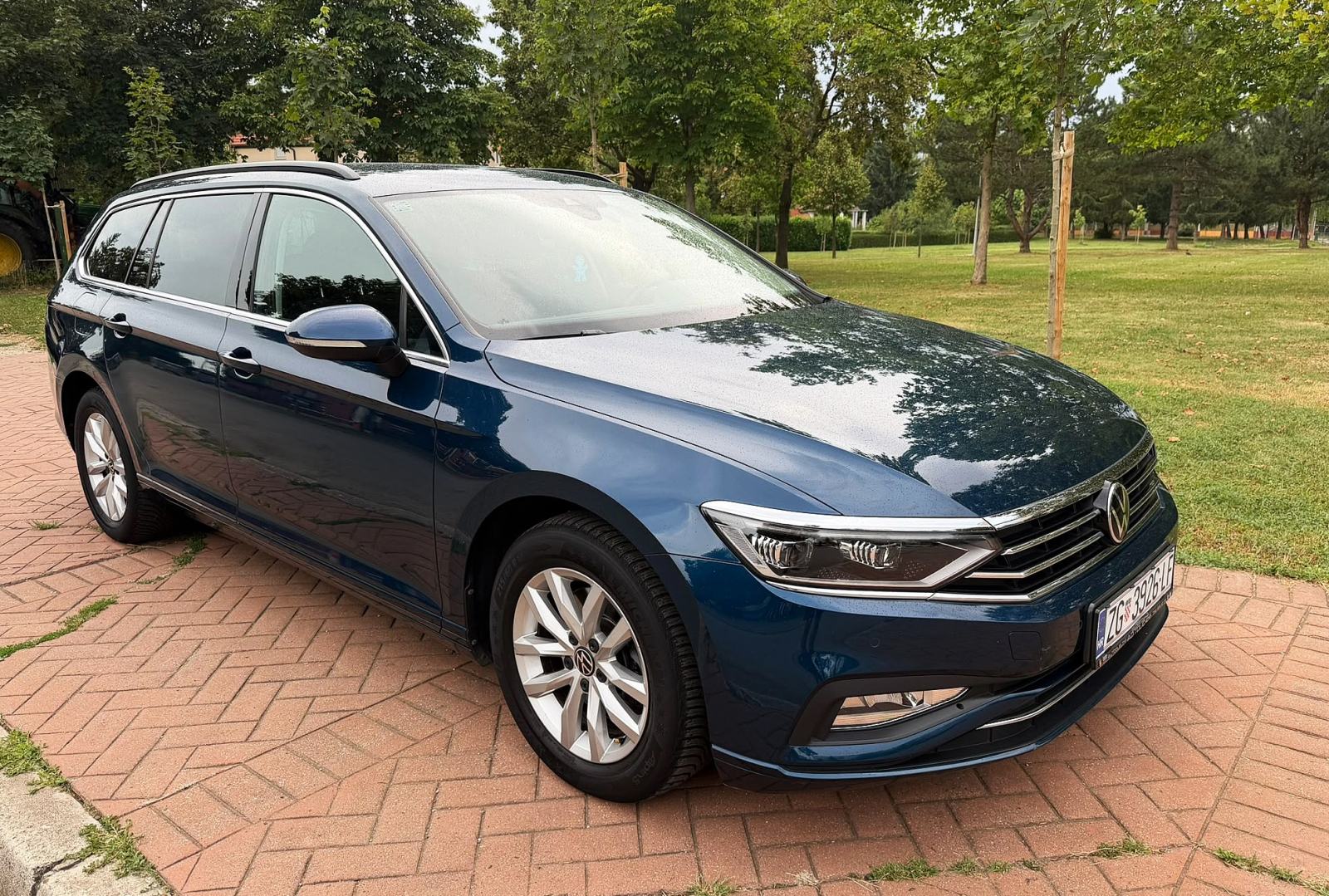 VW PASSAT 2.0 TDI DSG, MATRIX, LED, NAVI, TOP STANJE!! PUNO OPREME!!, fotografija 3