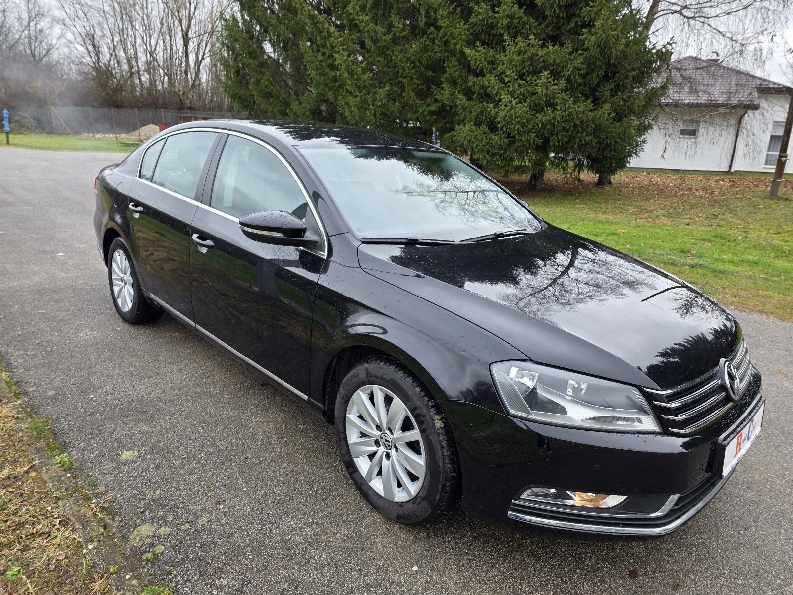 VW Passat 2,0 TDI DSG,NAVI,2XPDC JAMSTVO VELIKI SERVIS NAPRAVLJEN, fotografija 3