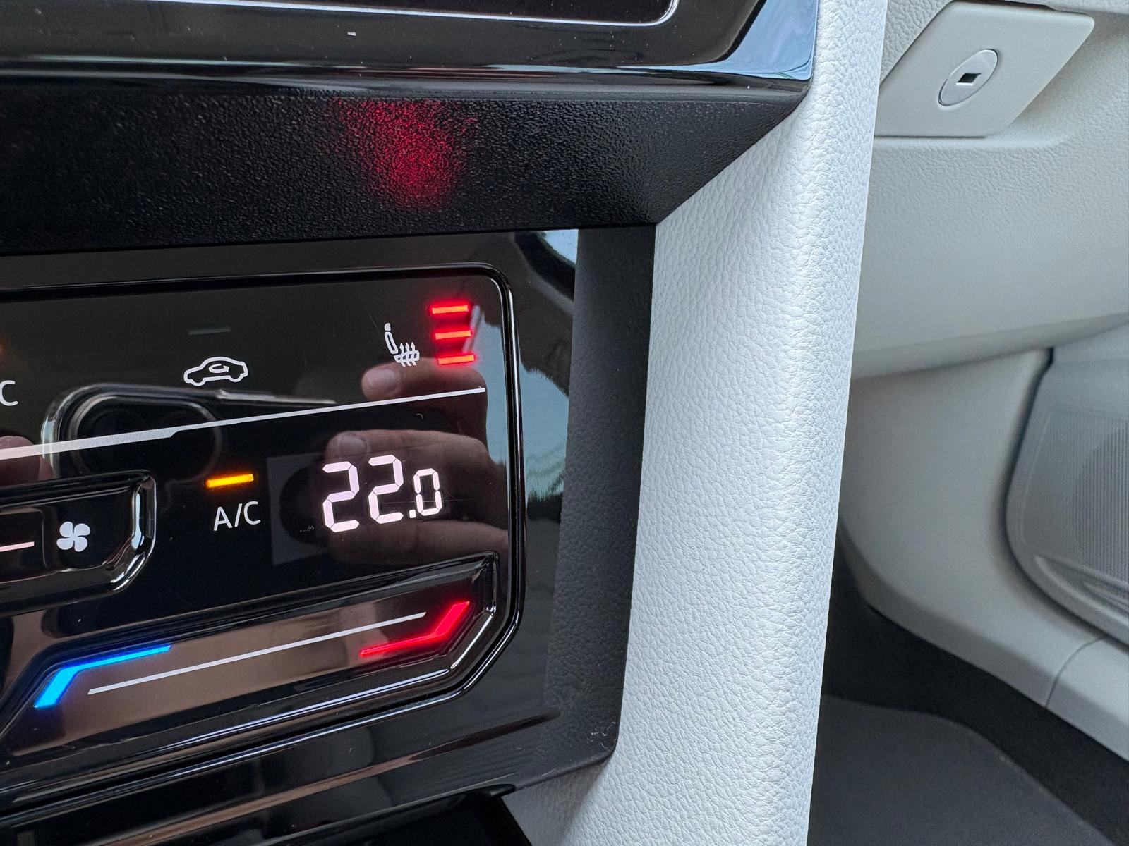 VW Passat 2.0 TDI DSG °NAVI°ALCANTARA°JAMSTVO 12MJ°LEASING BEZ UČEŠĆA°, fotografija 17