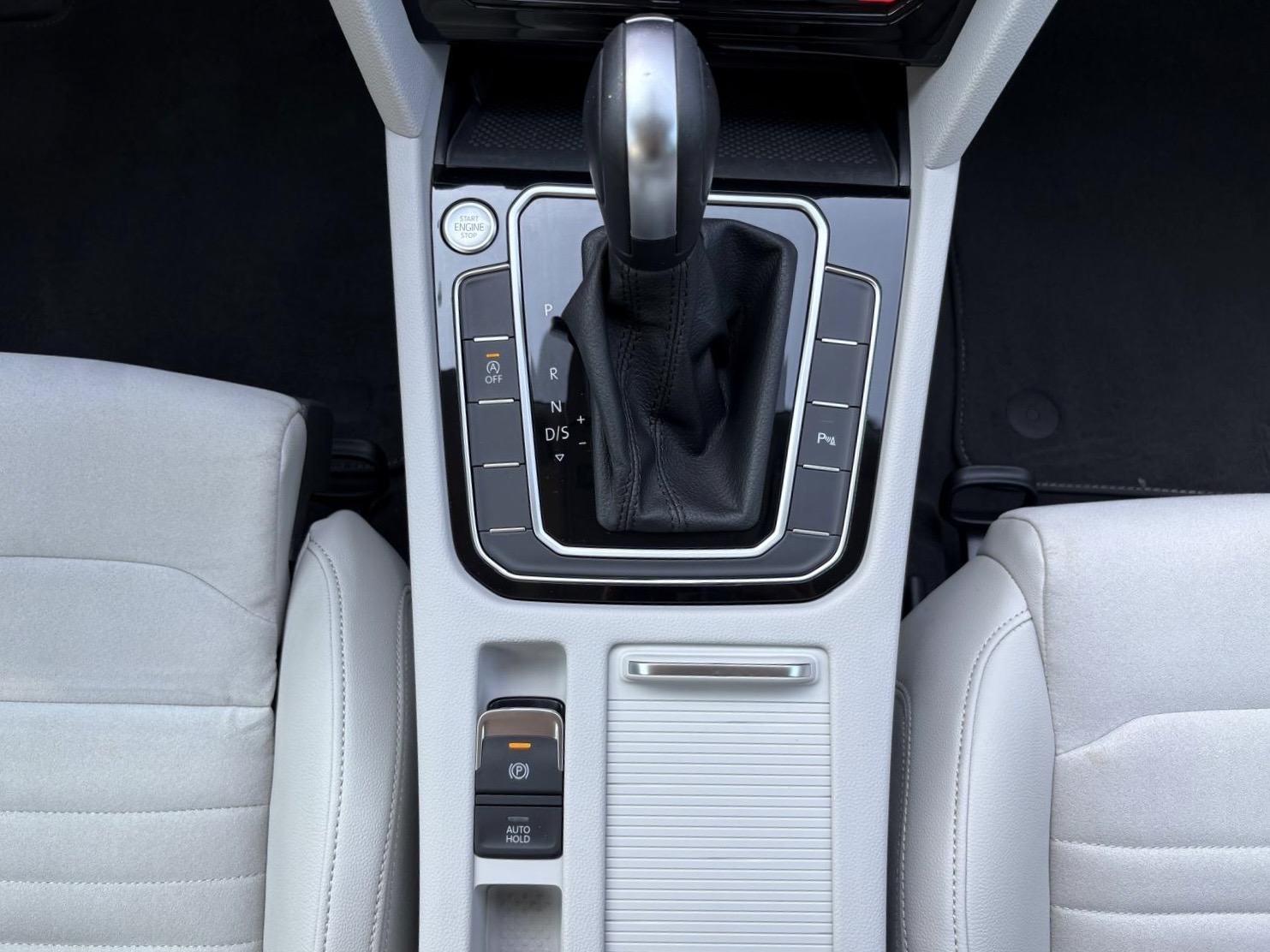 VW Passat 2.0 TDI DSG °NAVI°ALCANTARA°JAMSTVO 12MJ°LEASING BEZ UČEŠĆA°, fotografija 12