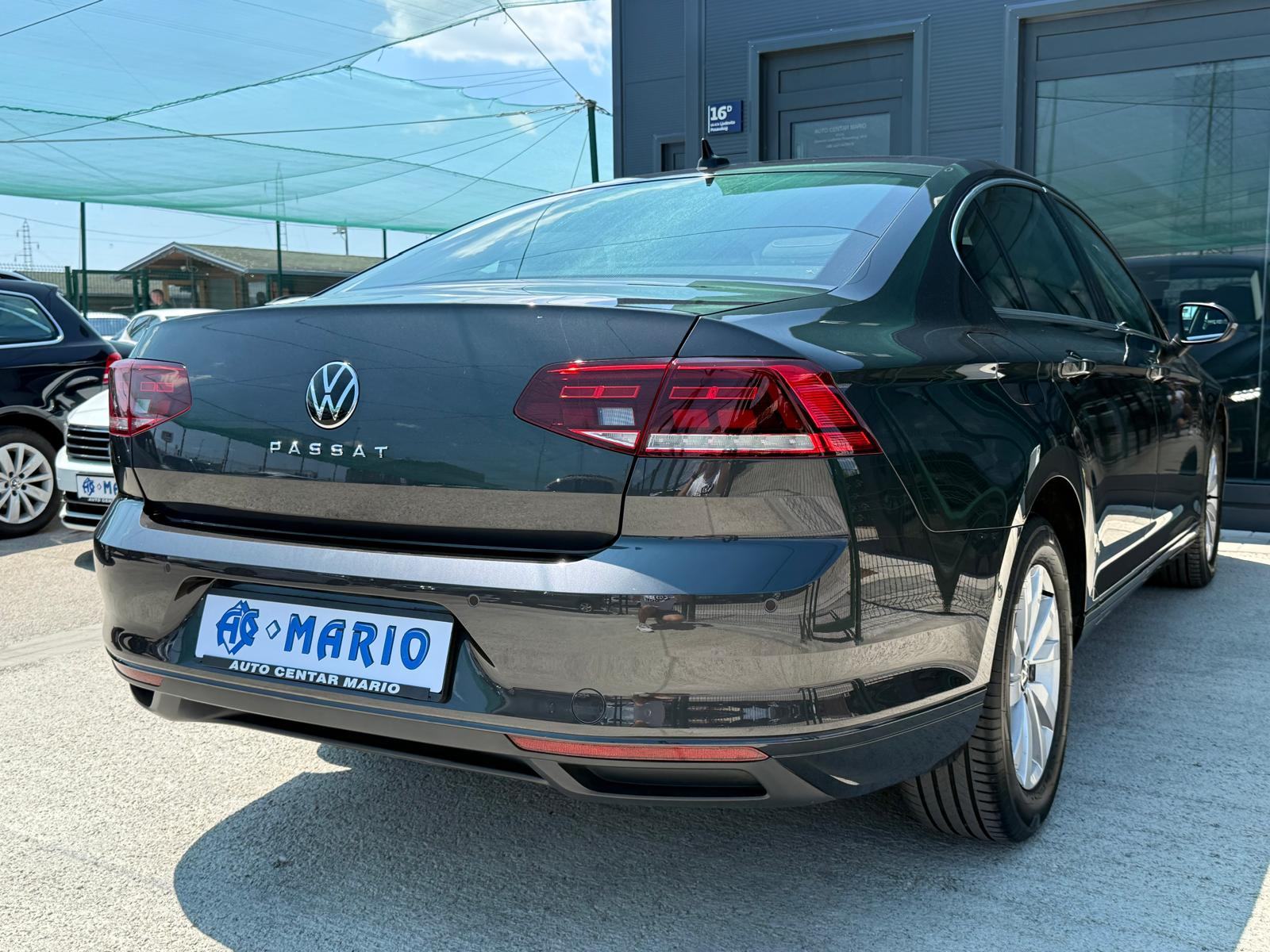 VW Passat 2,0 TDI DSG °NAVI°KAMERA°ADAPTIVNI TEMP.°LEASING BEZ UČEŠĆA°, fotografija 5