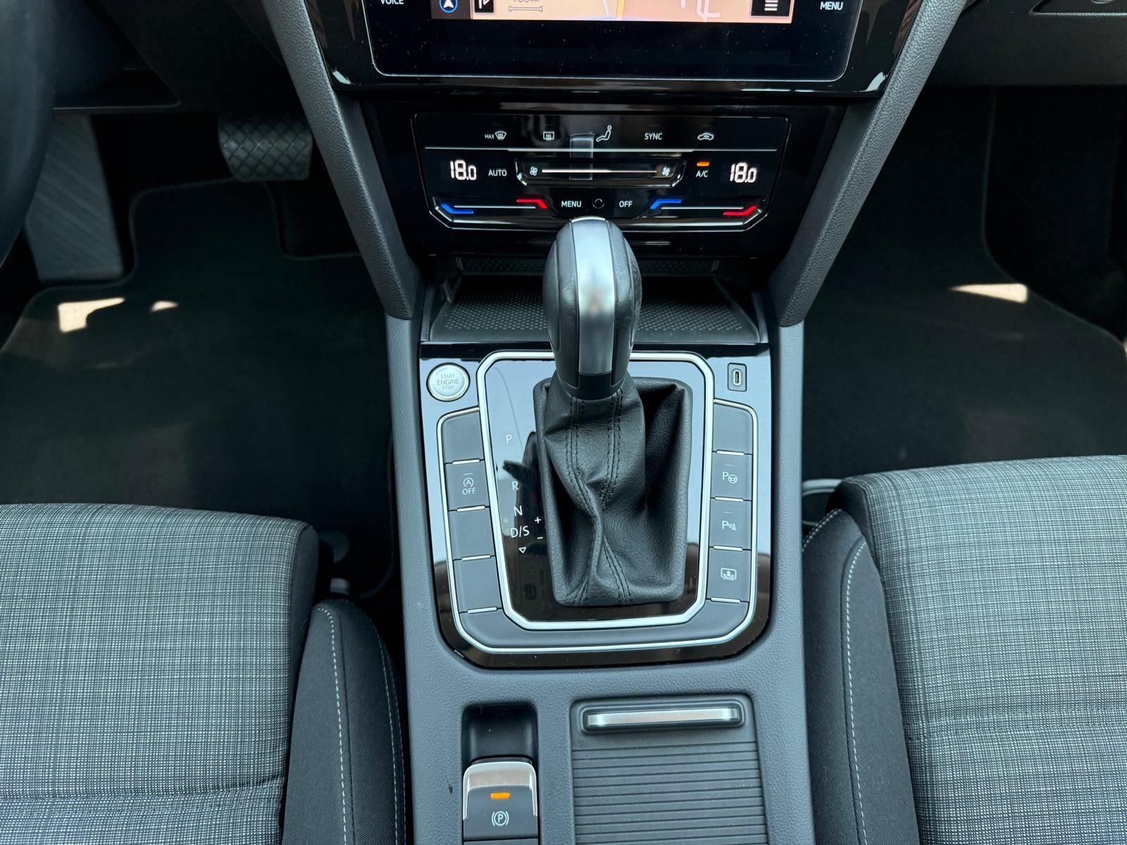 VW Passat 2,0 TDI DSG °NAVI°KAMERA°ADAPTIVNI TEMP.°LEASING BEZ UČEŠĆA°, fotografija 12