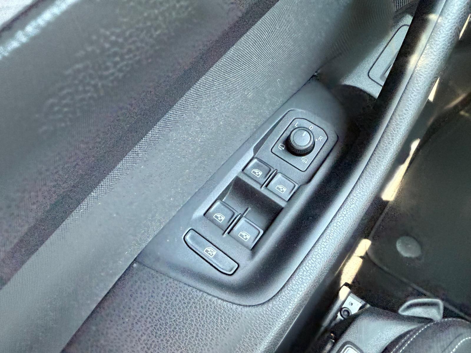 VW Passat 2,0 TDI DSG °NAVI°KAMERA°ADAPTIVNI TEMP.°LEASING BEZ UČEŠĆA°, fotografija 18