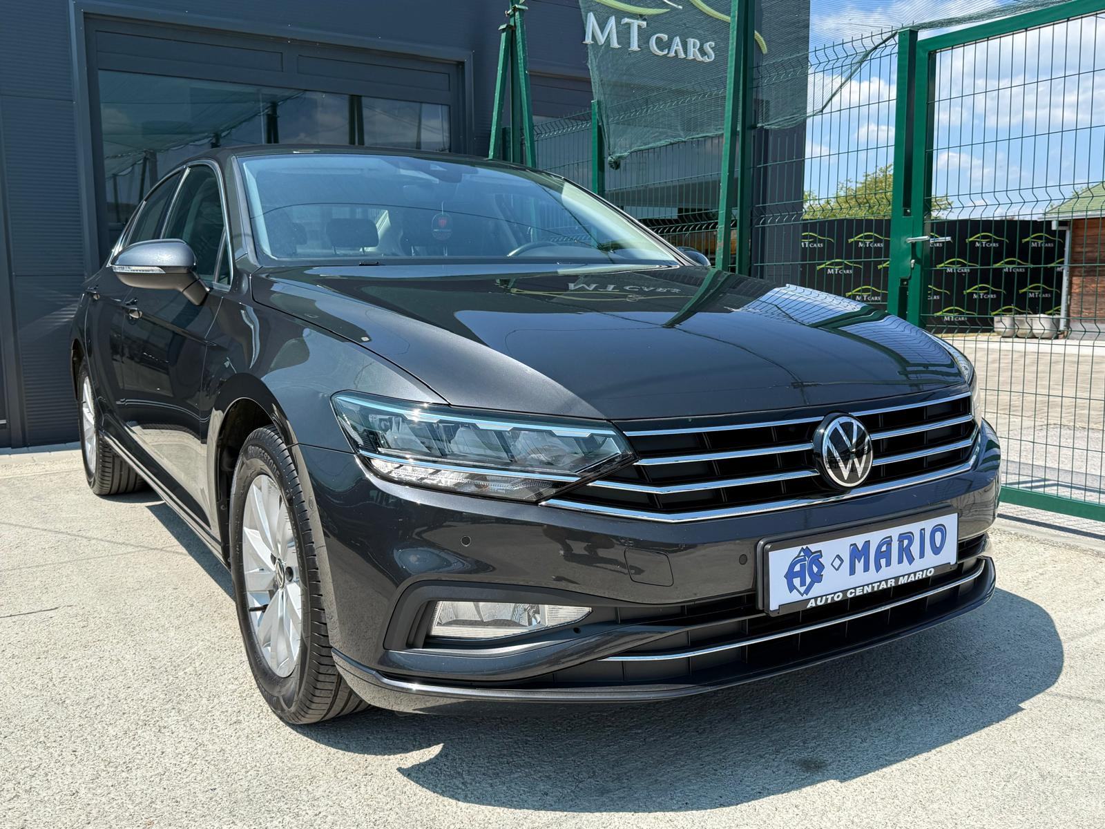 VW Passat 2,0 TDI DSG °NAVI°KAMERA°ADAPTIVNI TEMP.°LEASING BEZ UČEŠĆA°, fotografija 4