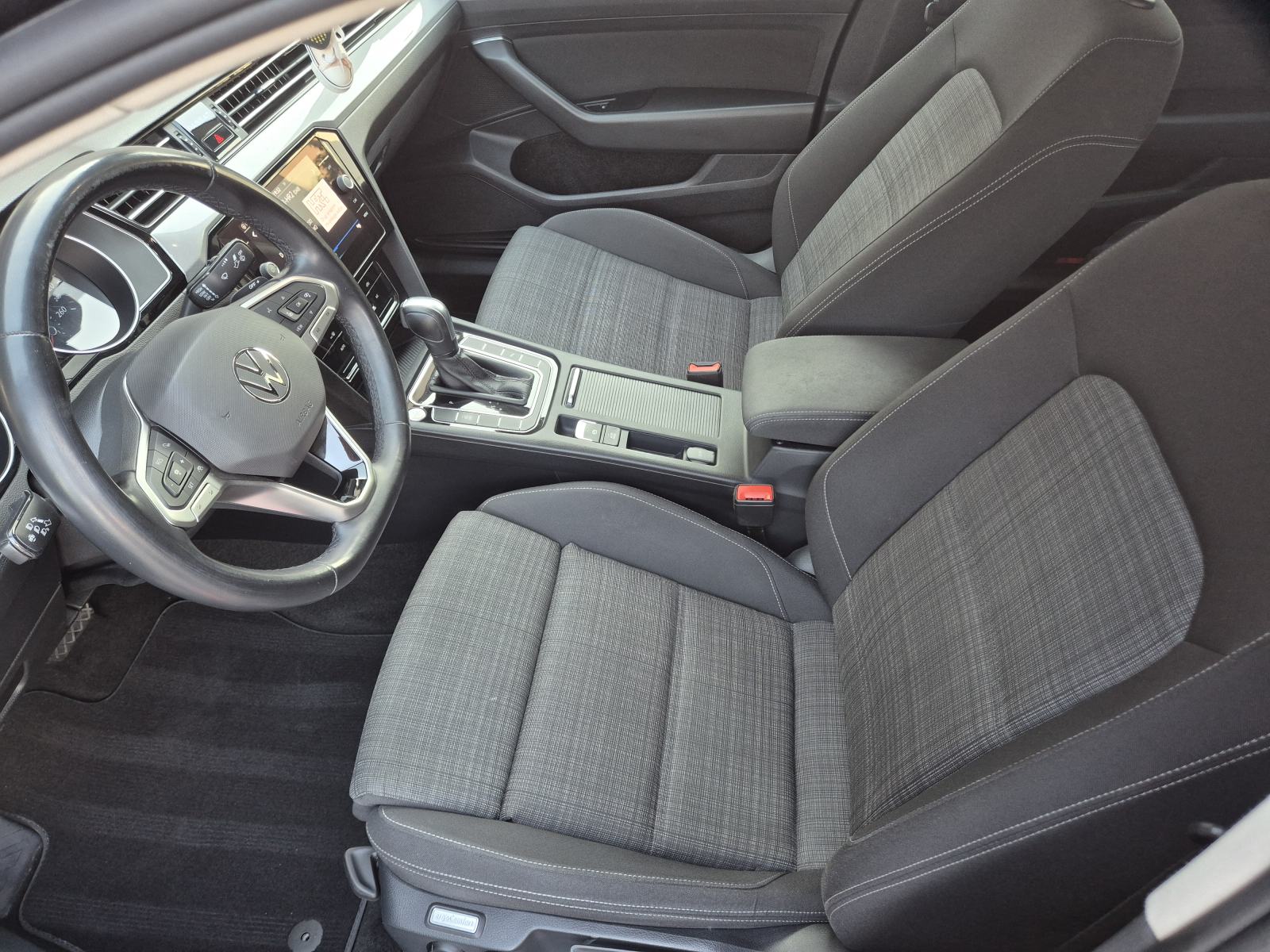 VW Passat 2,0 TDI DSG, fotografija 5