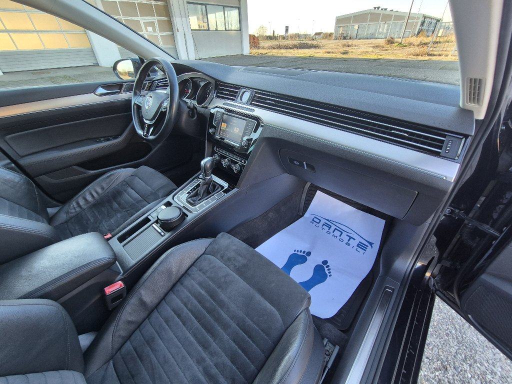 VW Passat 2,0 TDI DSG TEMPOMAT, ALU,NIJE UVOZ SERVISNA, fotografija 13