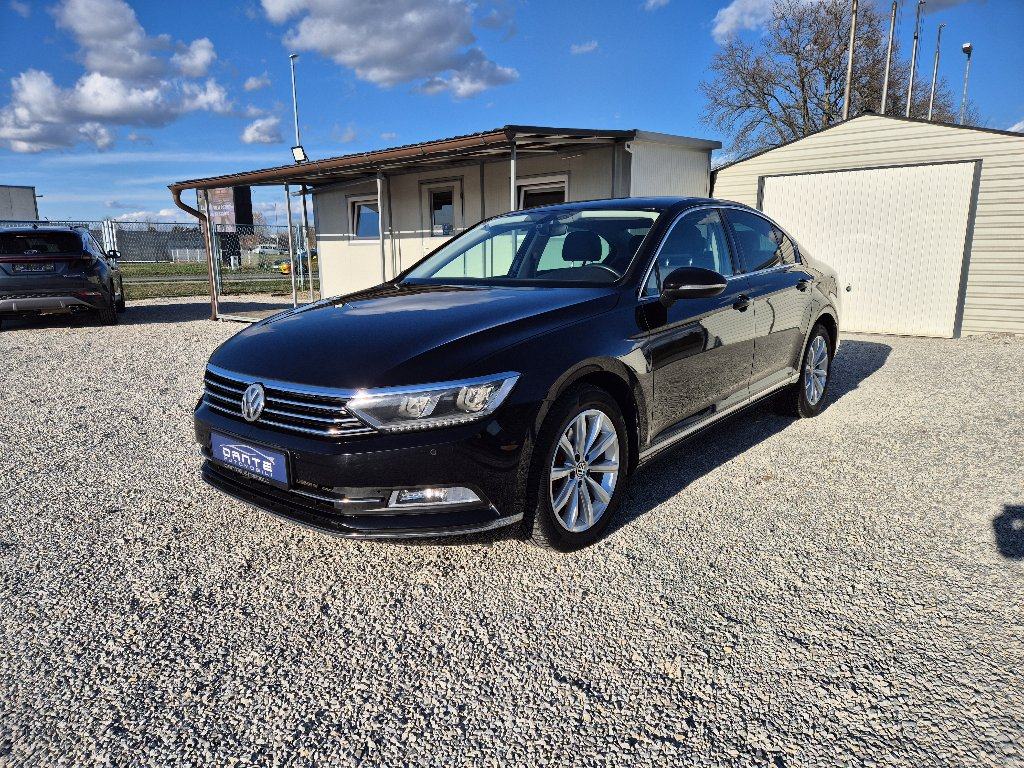 VW Passat 2,0 TDI DSG TEMPOMAT, ALU,NIJE UVOZ SERVISNA, pogled izvana - slika 1