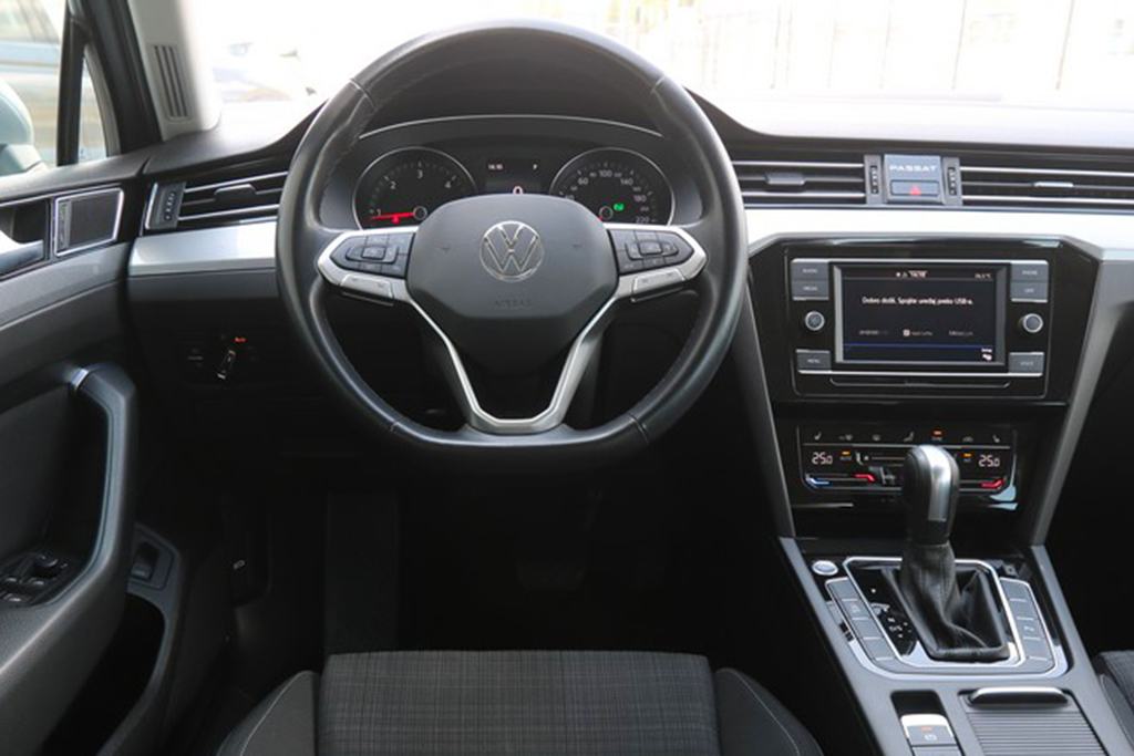 VW Passat 2.0 TDI DSG-Tiptronik Business Line -LED- -FACELIFT-, fotografija 10