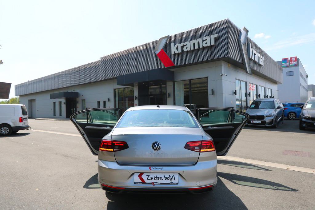 VW Passat 2.0 TDI DSG-Tiptronik Business Line -LED- -FACELIFT-, fotografija 16