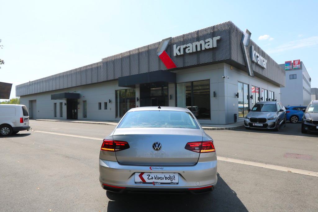 VW Passat 2.0 TDI DSG-Tiptronik Business Line -LED- -FACELIFT-, fotografija 19