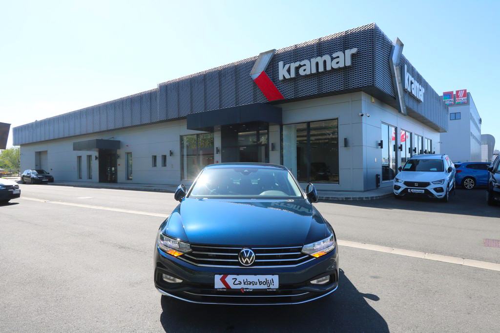 VW Passat 2.0 TDI DSG-Tiptronik ELEGANCE -LED- 150 KS -FACELIFT-, fotografija 4