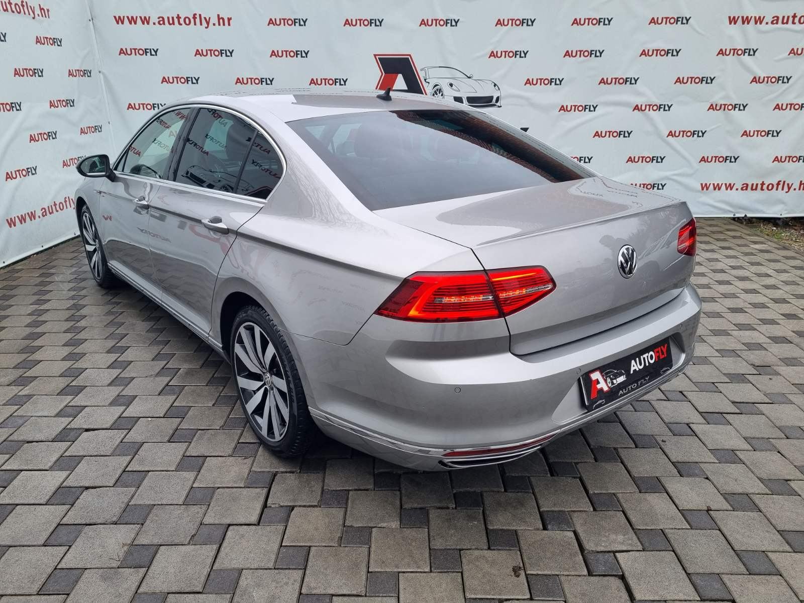 VW Passat 2.0 TDI Highline 4Motion, Led, Navigacija, Dynaudio, 18", fotografija 6