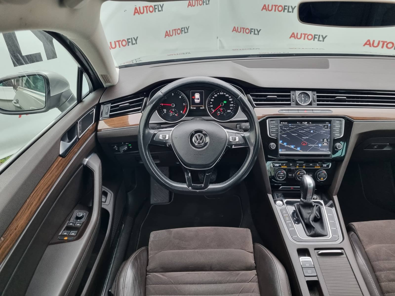 VW Passat 2.0 TDI Highline 4Motion, Led, Navigacija, Dynaudio, 18", fotografija 17
