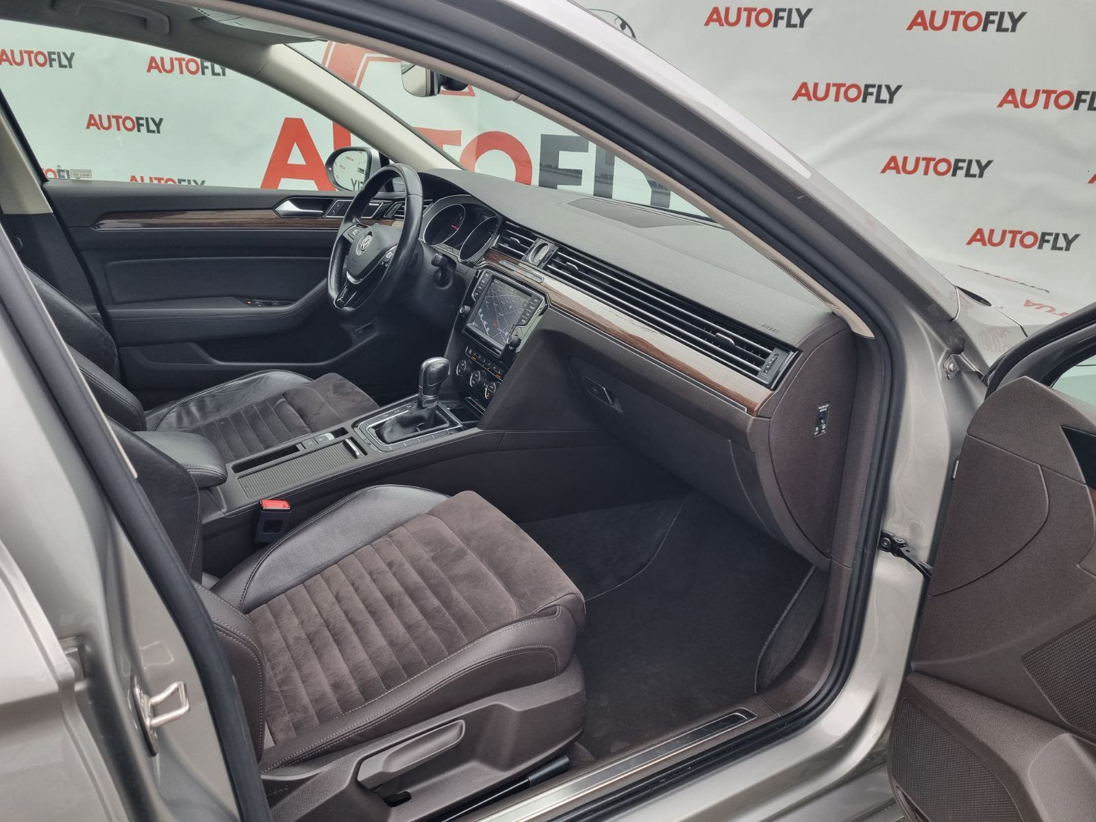 VW Passat 2.0 TDI Highline 4Motion, Led, Navigacija, Dynaudio, 18", fotografija 18