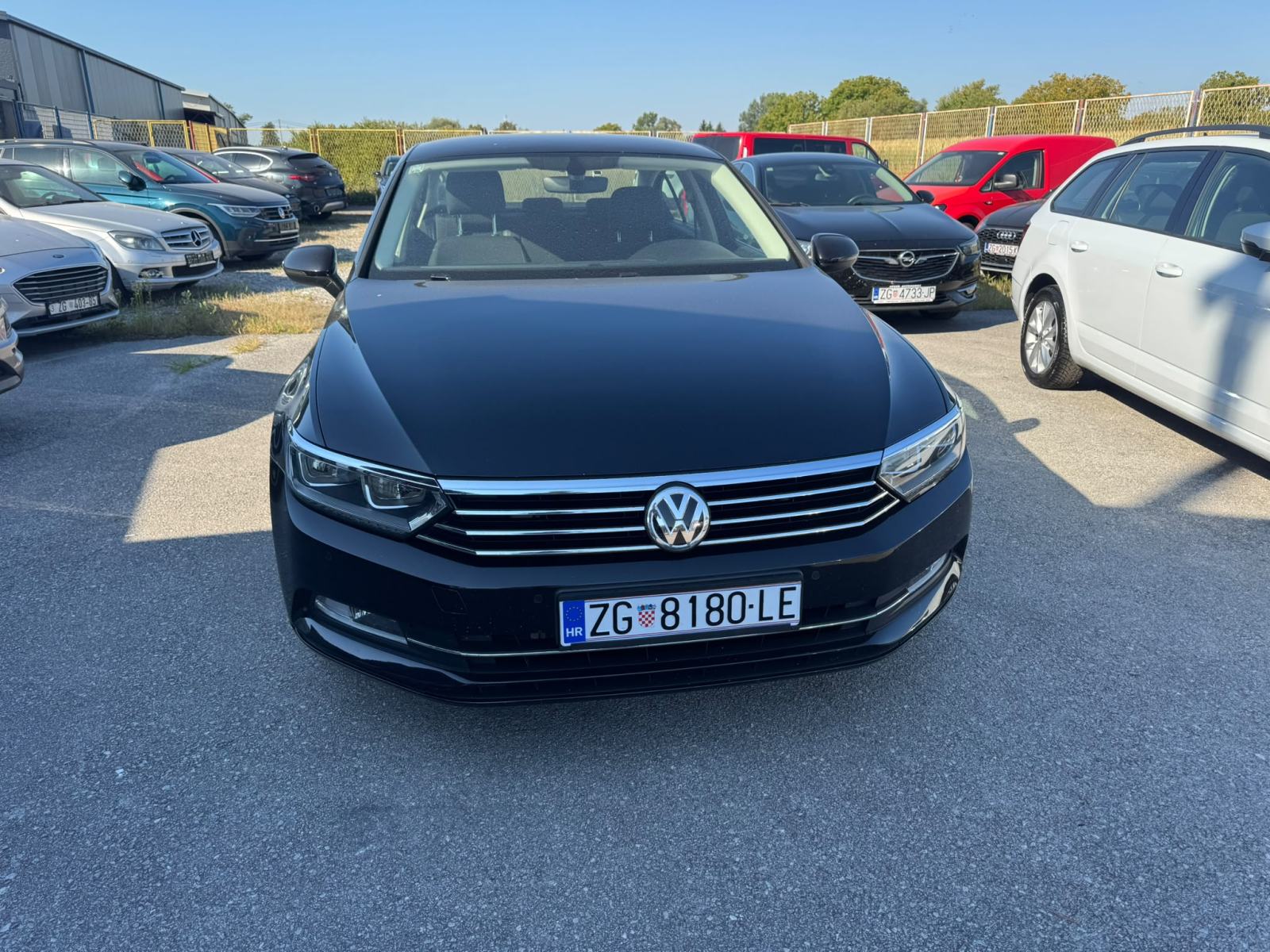VW Passat 2,0 TDI*HR AUTO *SERVISNA *, fotografija 2
