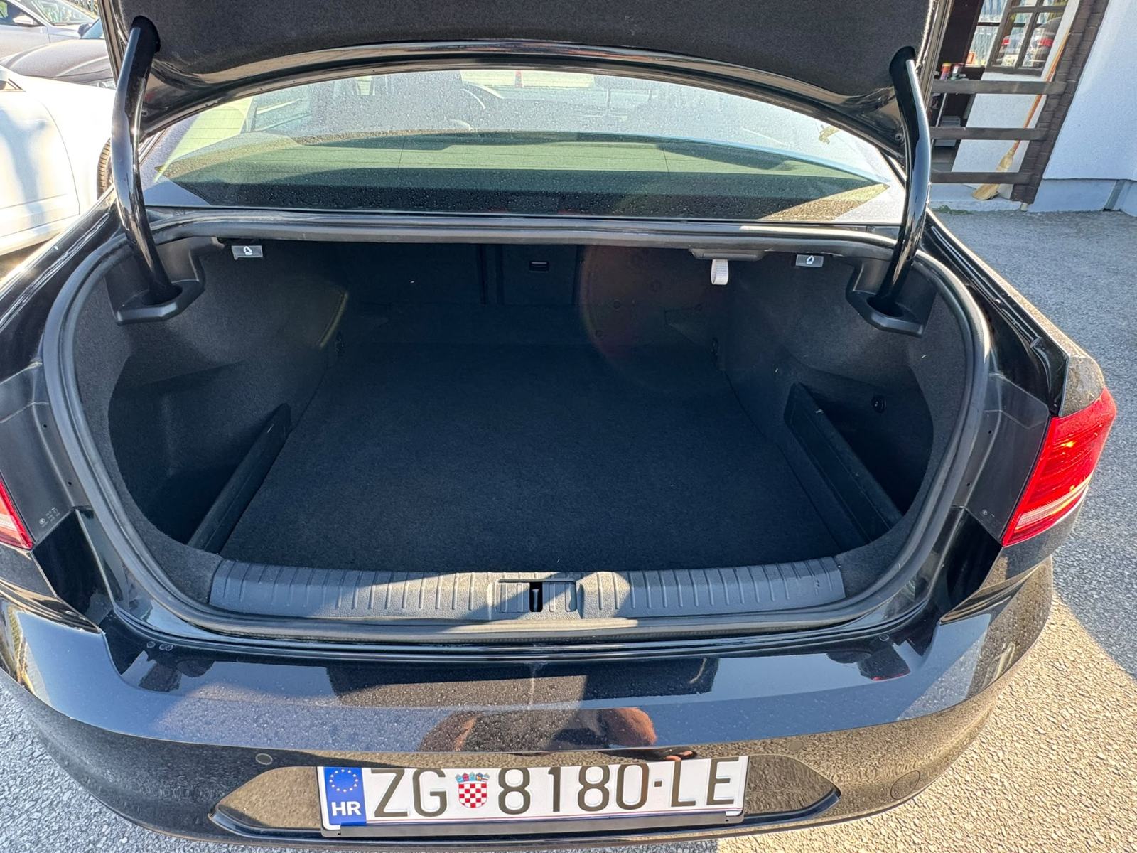 VW Passat 2,0 TDI*HR AUTO *SERVISNA *, fotografija 8