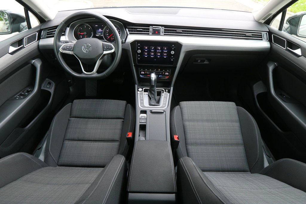 VW Passat 2.0 TDI Karavan DSG-Tiptronik Business Line -LED- 150 KS, fotografija 5