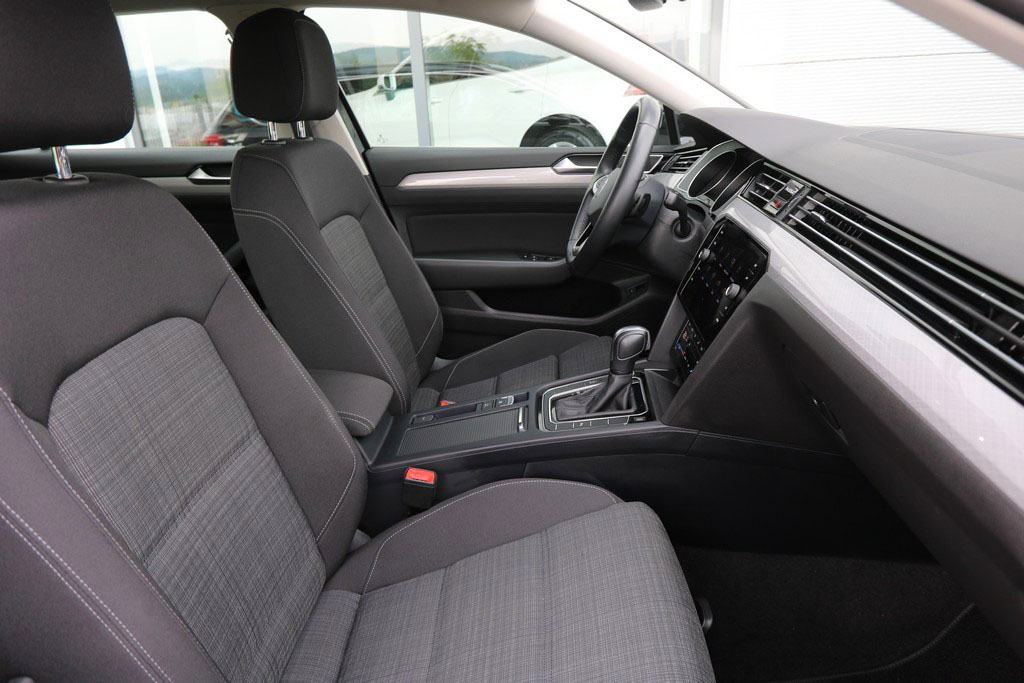 VW Passat 2.0 TDI Karavan DSG-Tiptronik Business Line -LED- 150 KS, fotografija 7