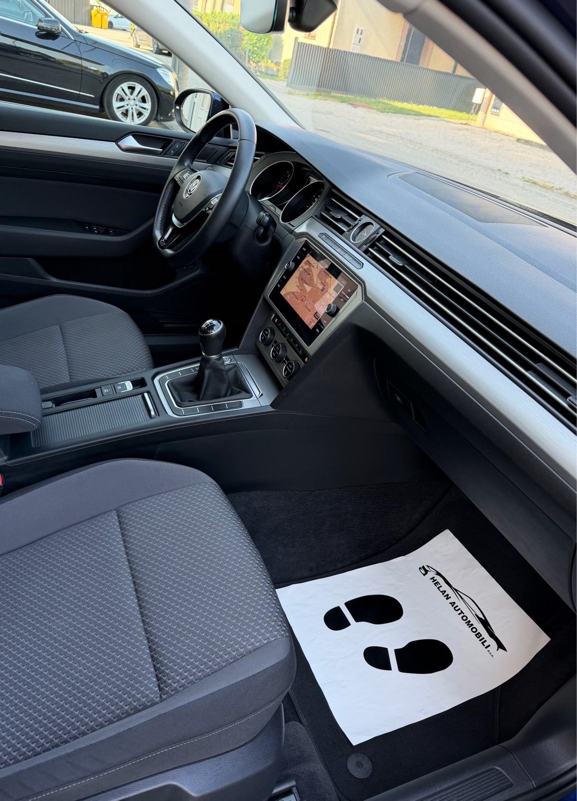 VW Passat 2.0 TDI #NAVI #PDC #ALU, fotografija 11
