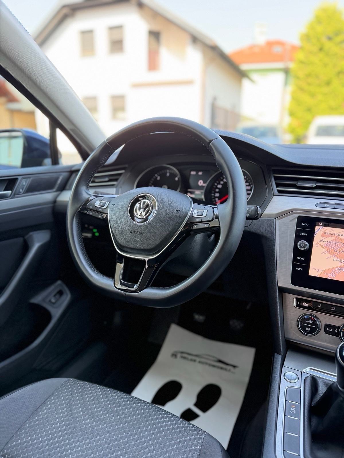 VW Passat 2.0 TDI #NAVI #PDC #ALU, fotografija 18