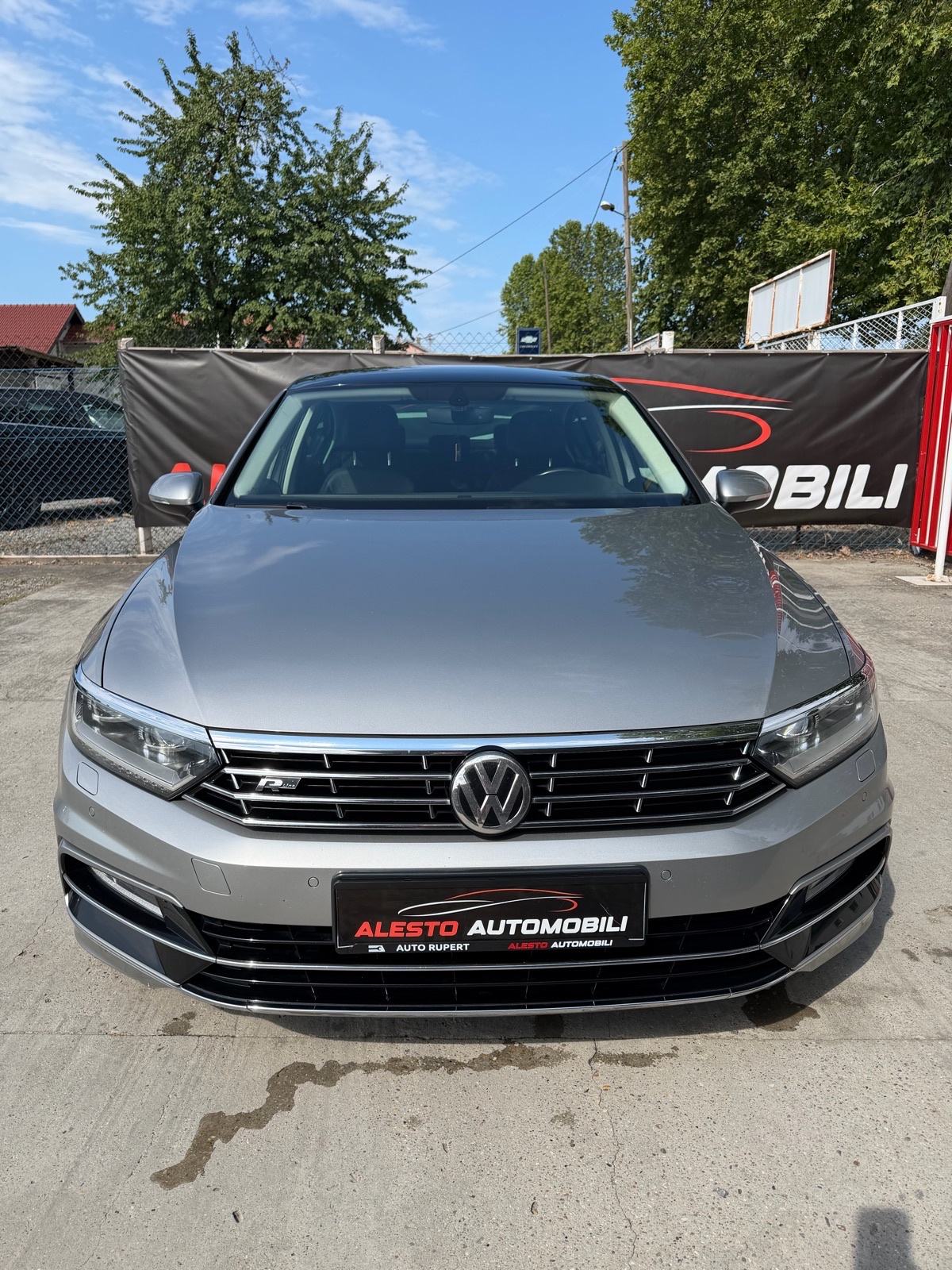 VW PASSAT 2.0 TDI,R LINE,HIGH LINE,PANORAMA,TOP STANJE!!!, fotografija 3