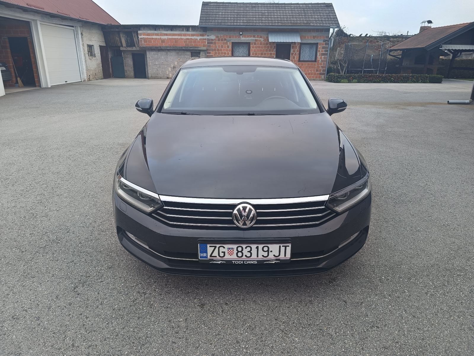 VW Passat 2,0 TDI,HIGHLINE,FUL LED, fotografija 5