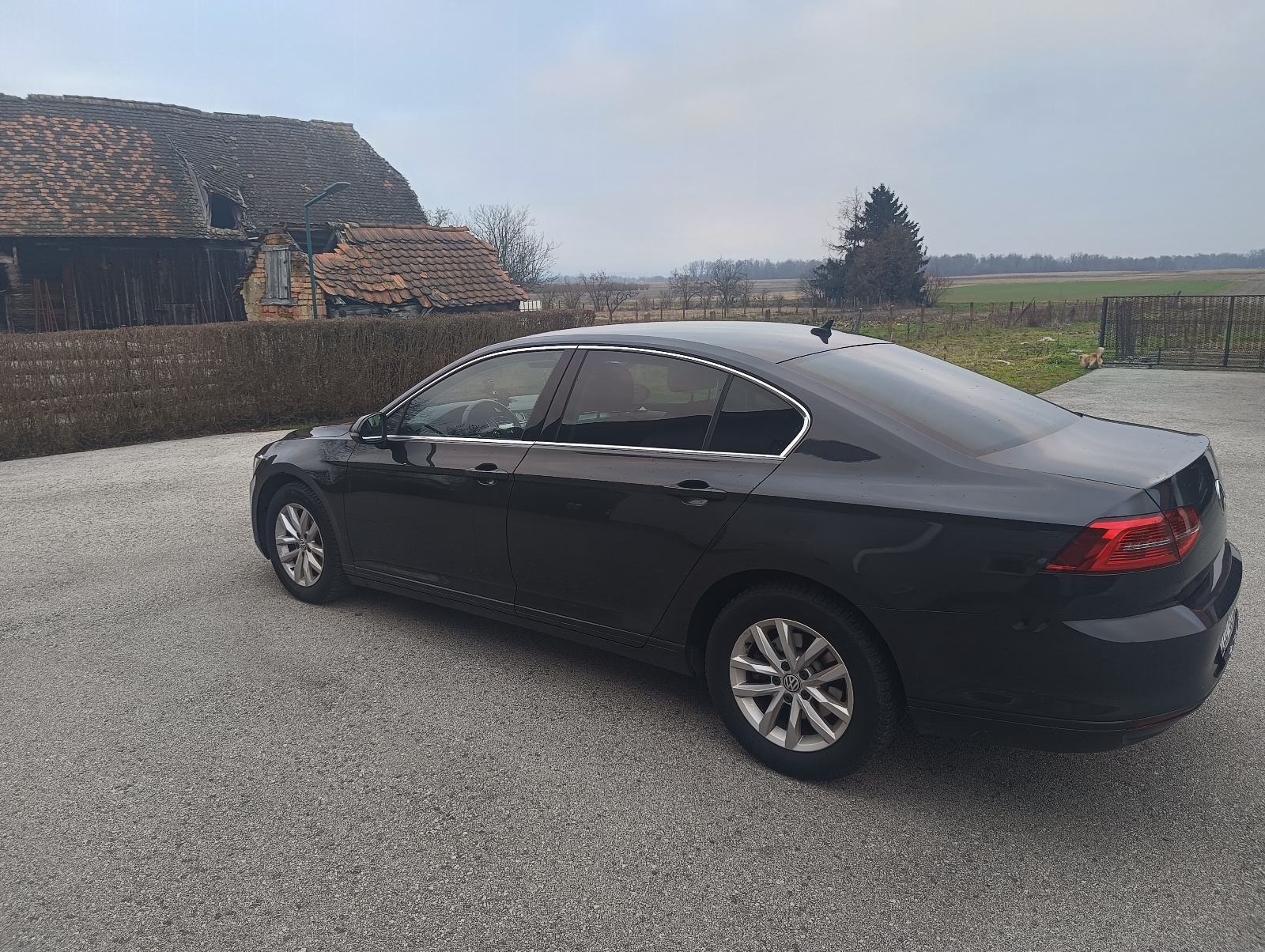 VW Passat 2,0 TDI,HIGHLINE,FUL LED, fotografija 8