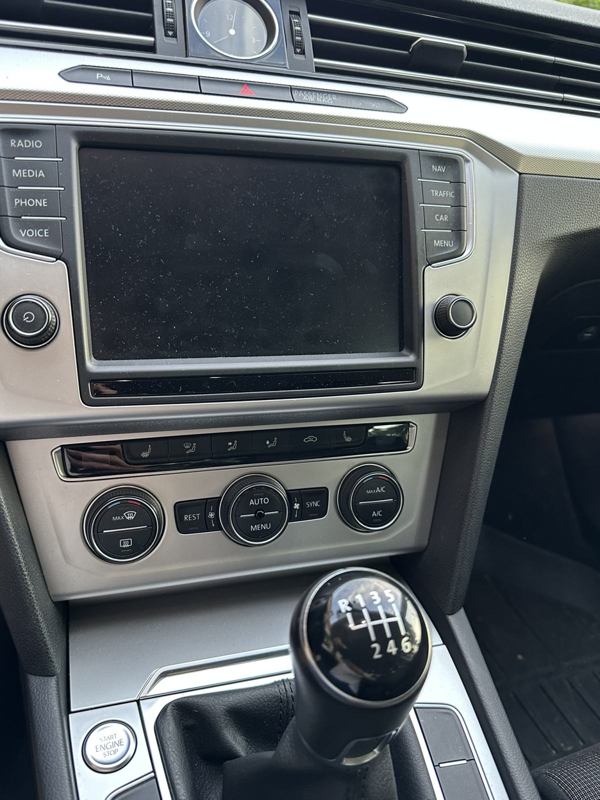 VW Passat 2,0 TDI, 2017.,154.351 km, reg. do 8.3.2027., tvornič. kuka, fotografija 8