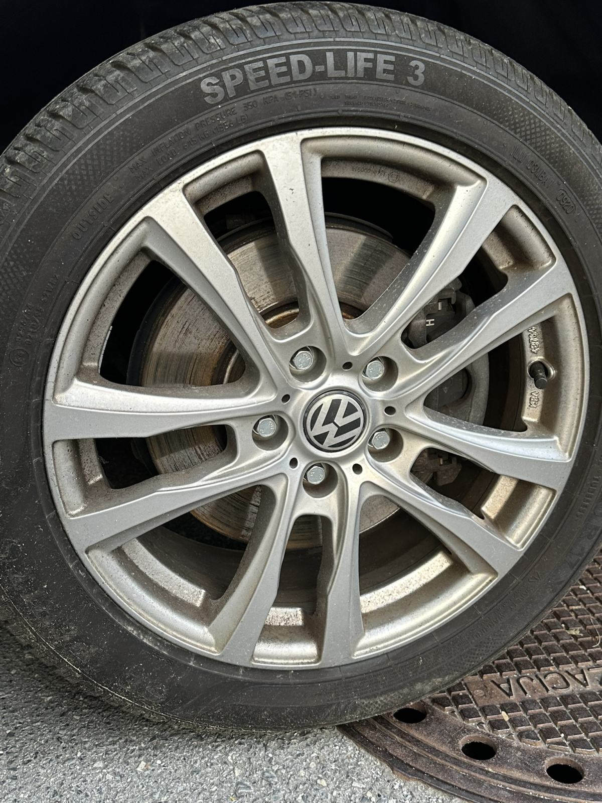 VW Passat 2,0 TDI, 2017.,154.351 km, reg. do 8.3.2027., tvornič. kuka, fotografija 2