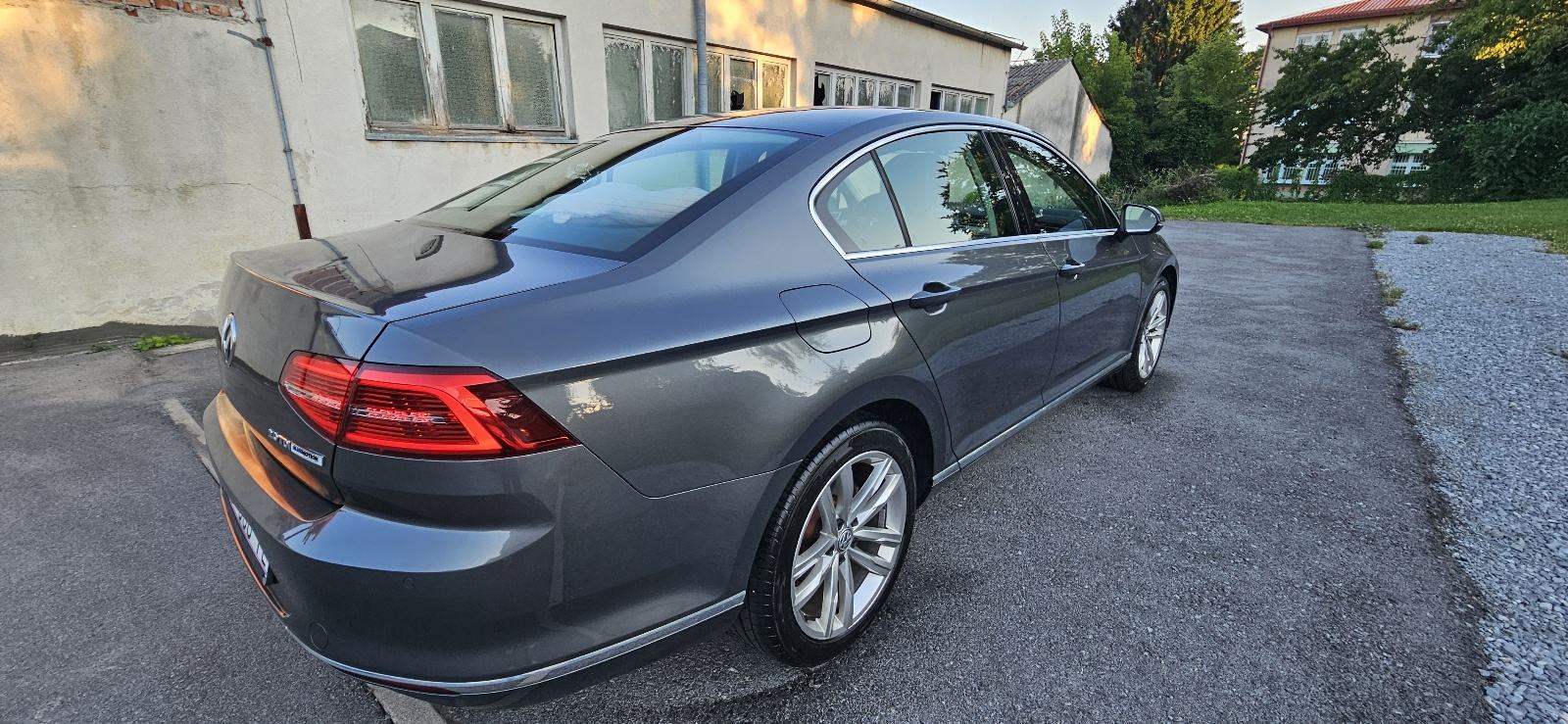 VW Passat 2,0 TDI, fotografija 2