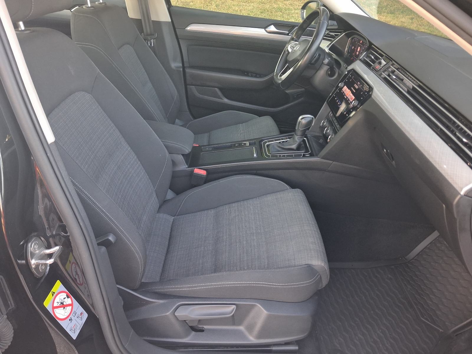 VW Passat 2,0 TDI DSG *F1*BUSINESS*LED*NAVI*128000km*, fotografija 17