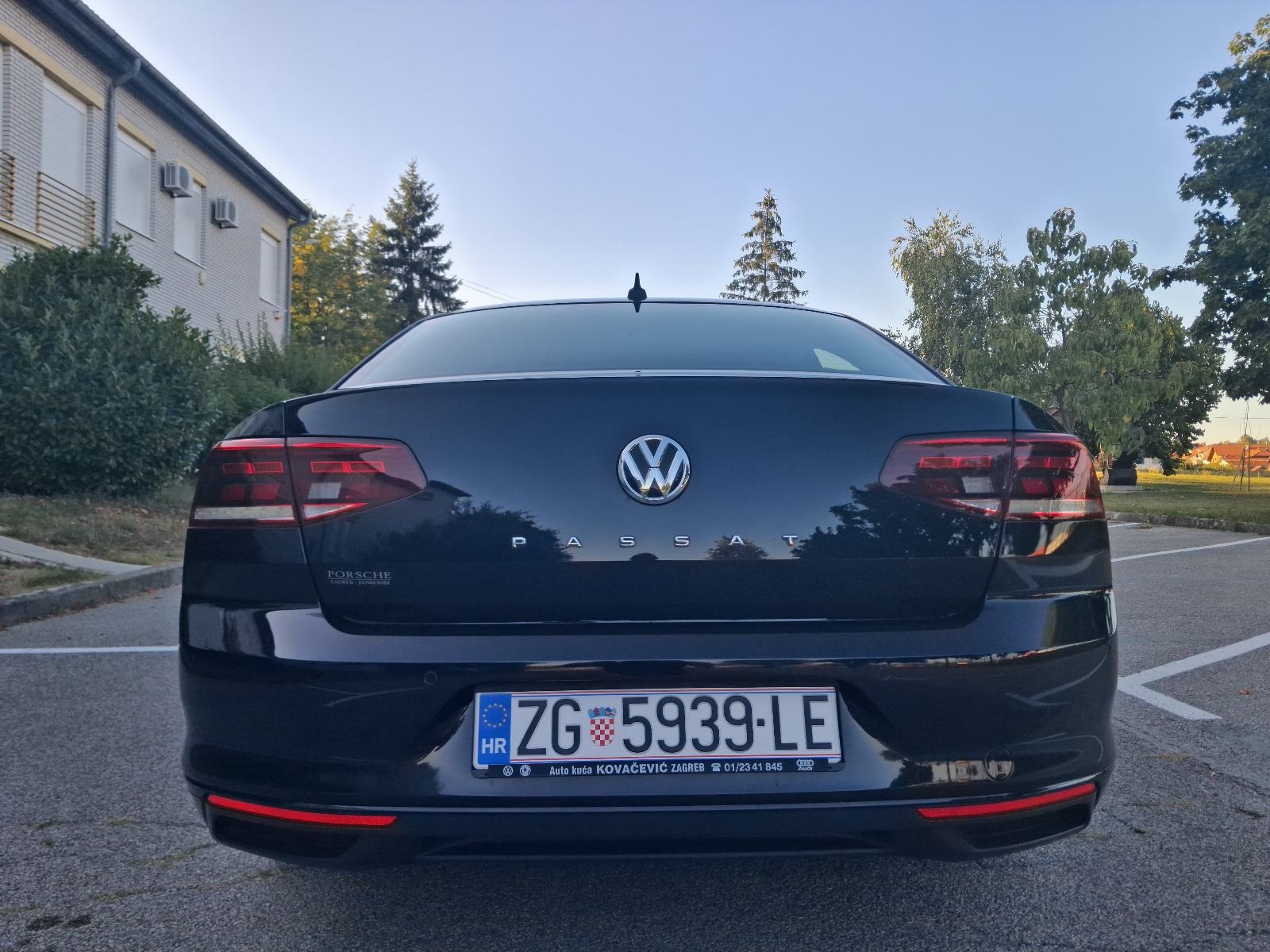 VW Passat 2,0 TDI DSG *F1*BUSINESS*LED*NAVI*128000km*, fotografija 13