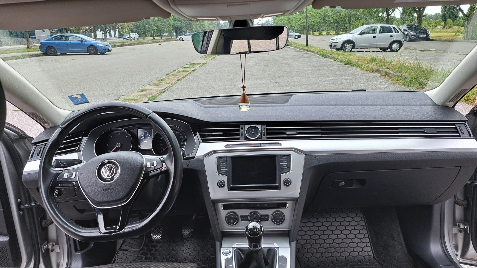 VW Passat 2,0 TDI, fotografija 5