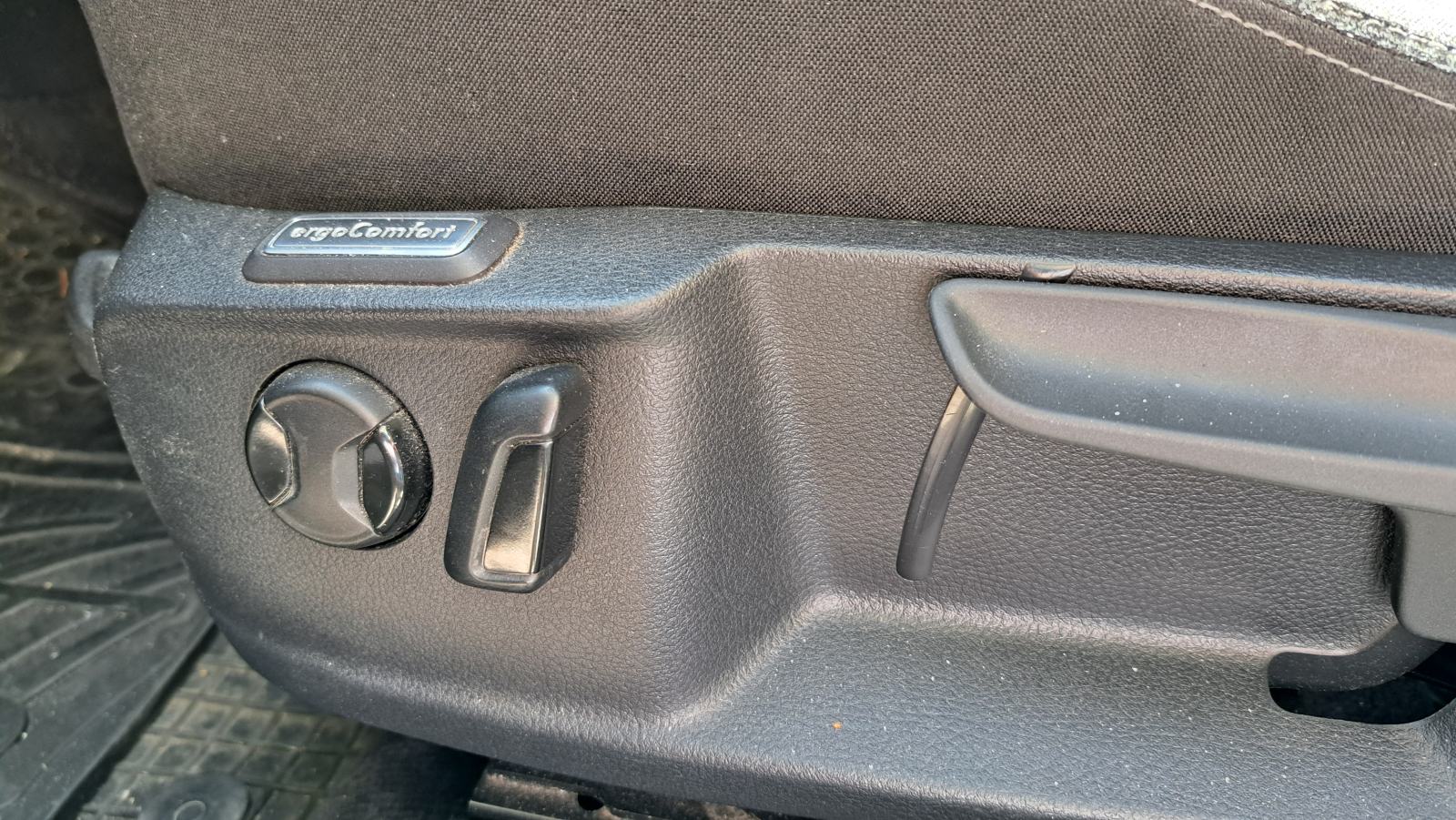 VW Passat 2,0 TDI, fotografija 14